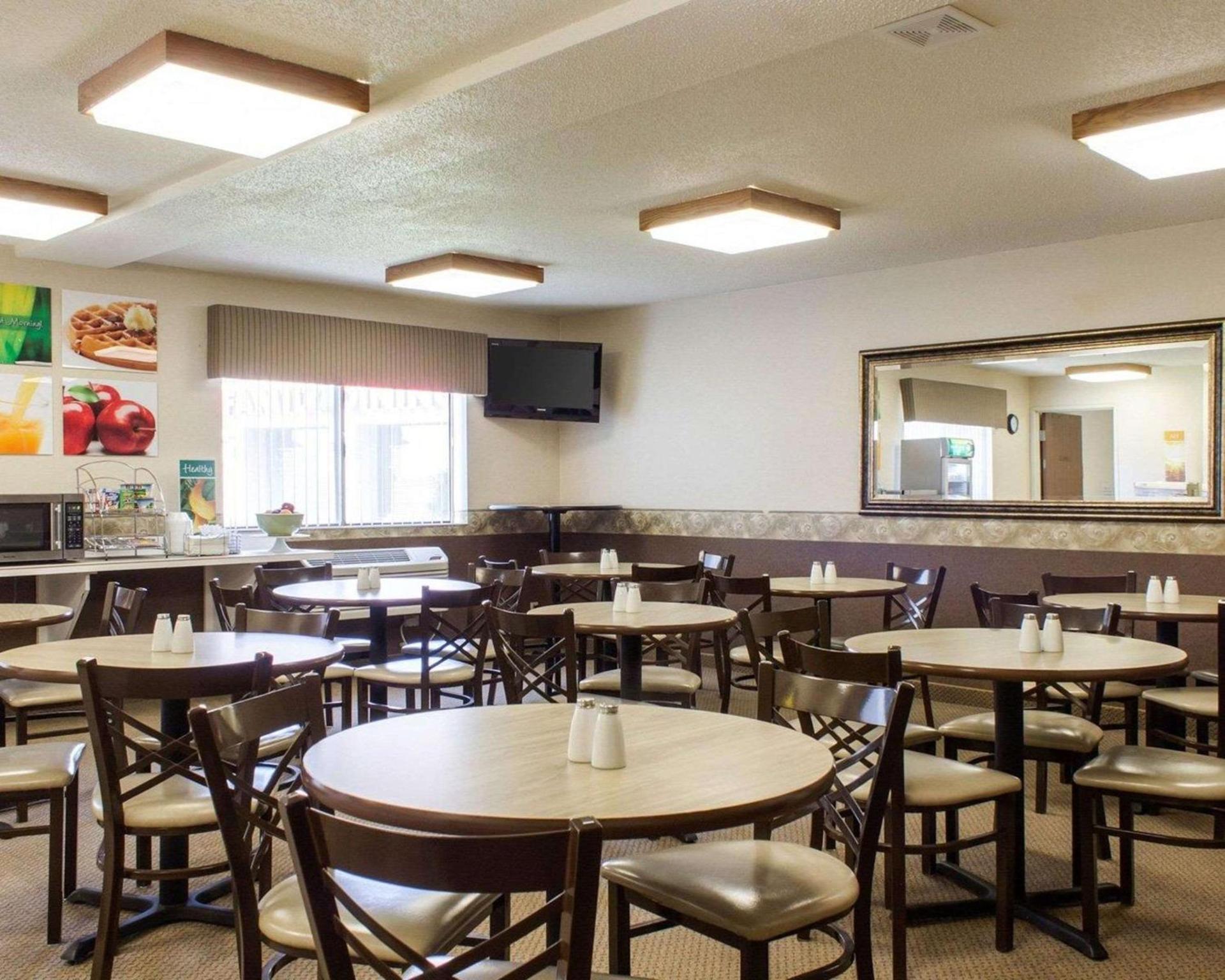 Quality Inn Brandon - Sioux Falls photo 28