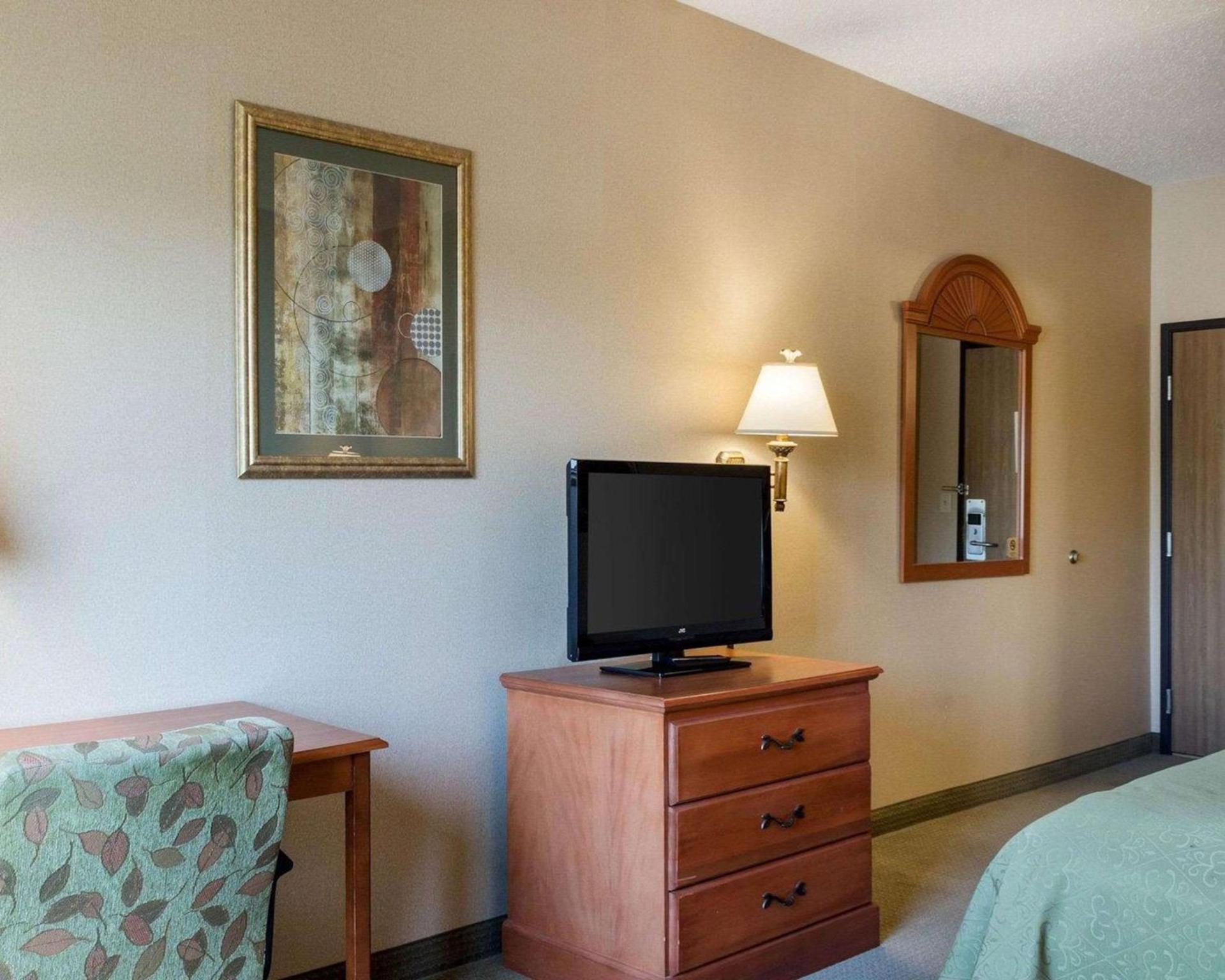 Quality Inn Brookings-University photo 9