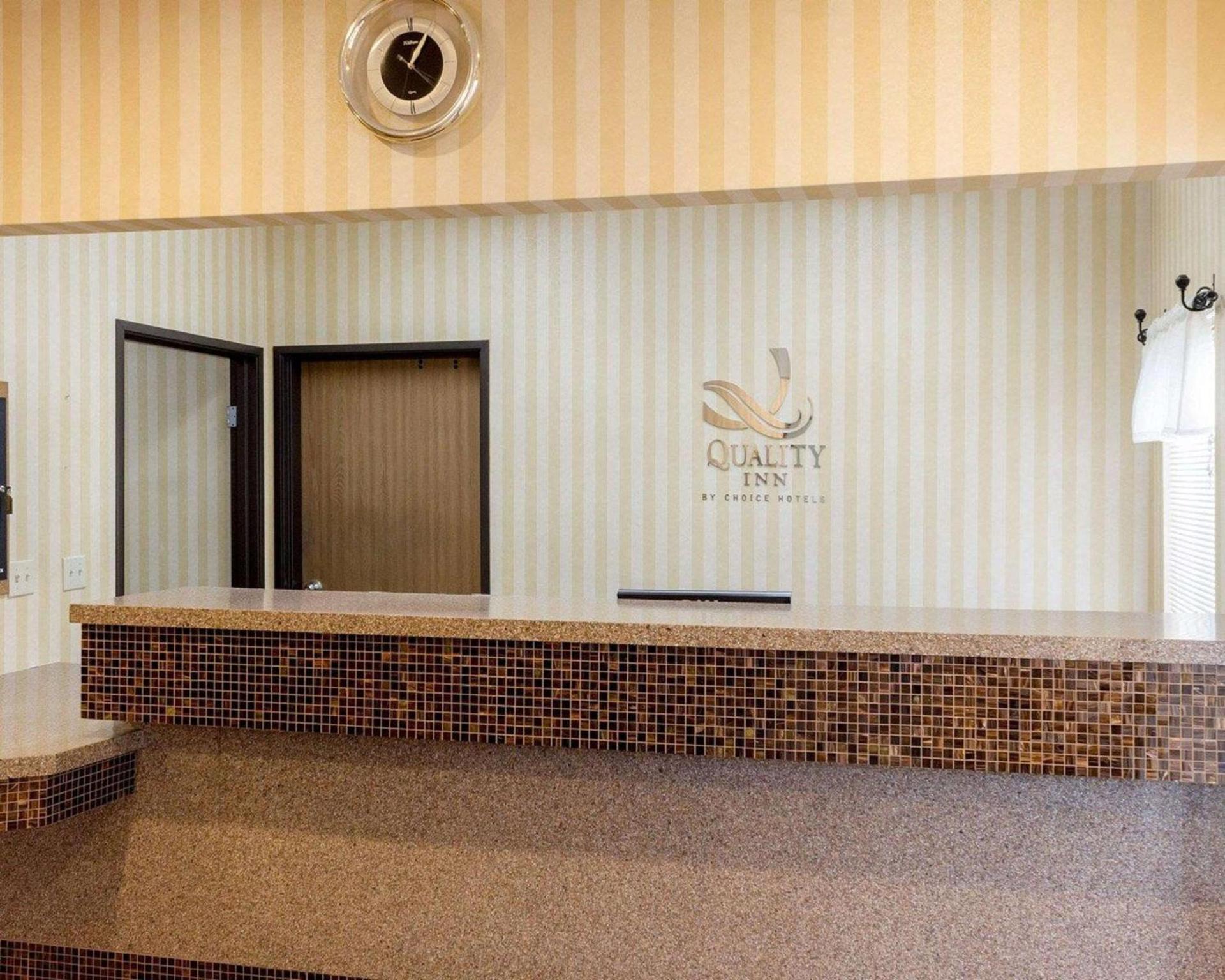 Quality Inn Brookings-University photo 12