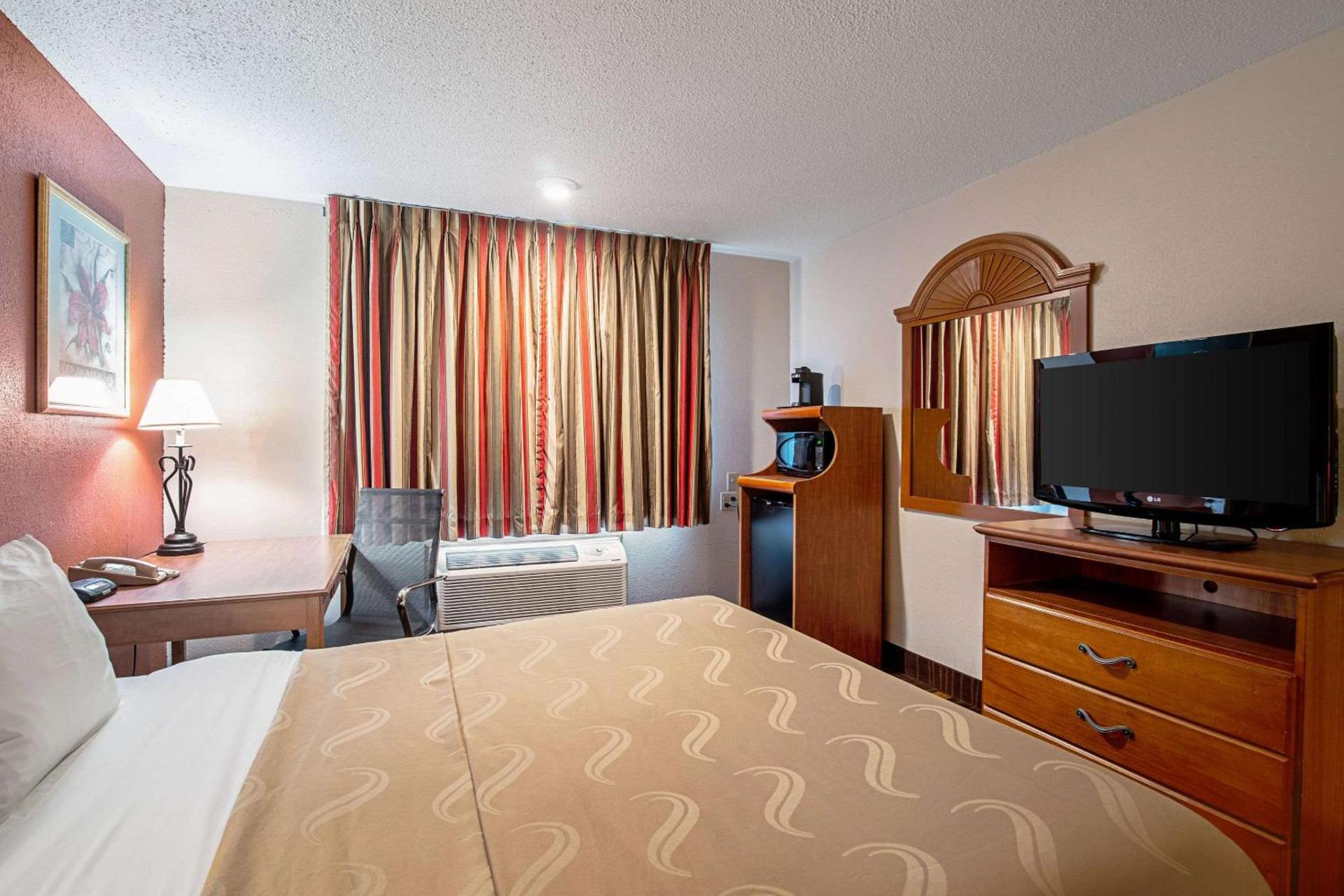 Quality Inn Aberdeen photo 10
