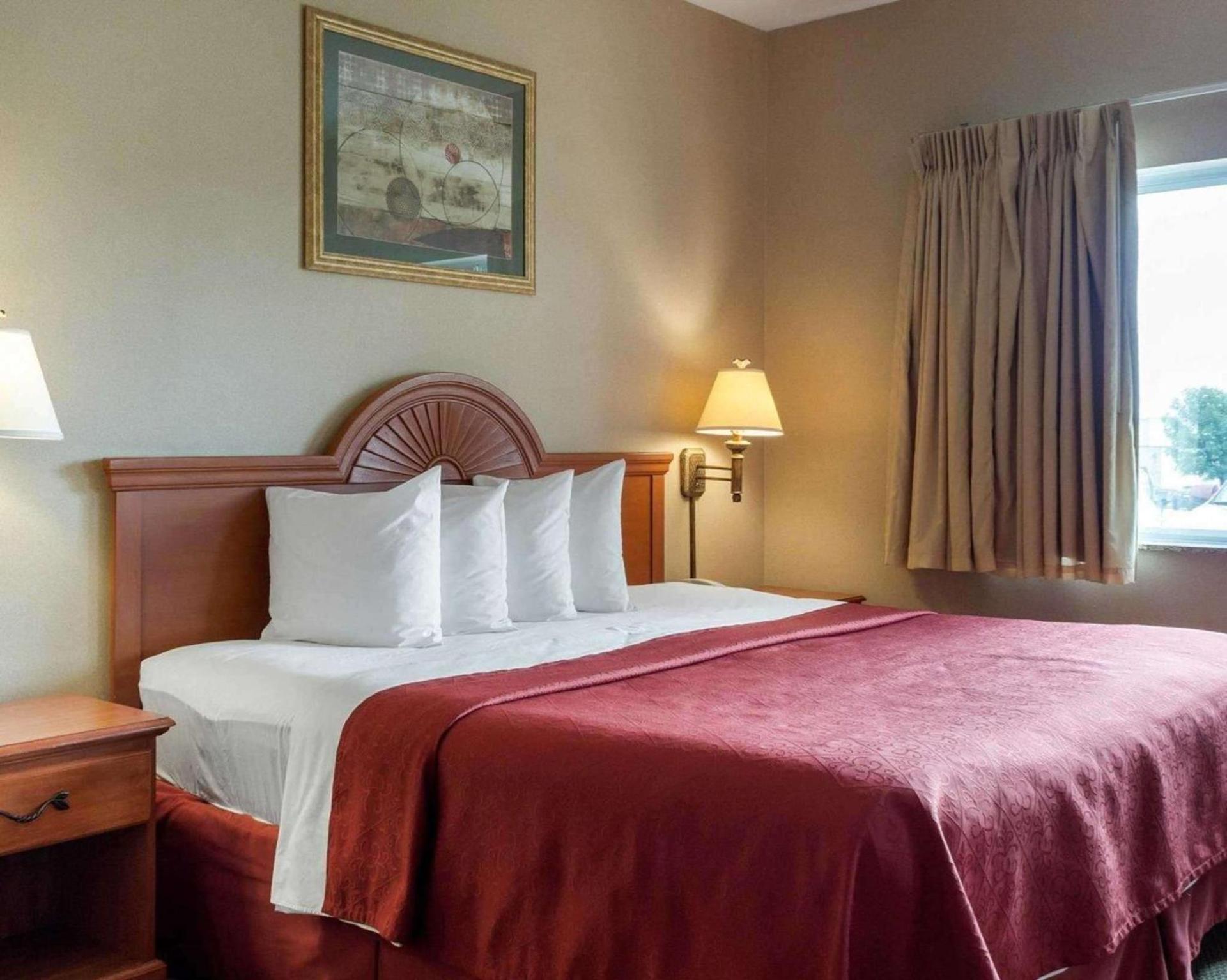 Quality Inn Brookings-University photo 22
