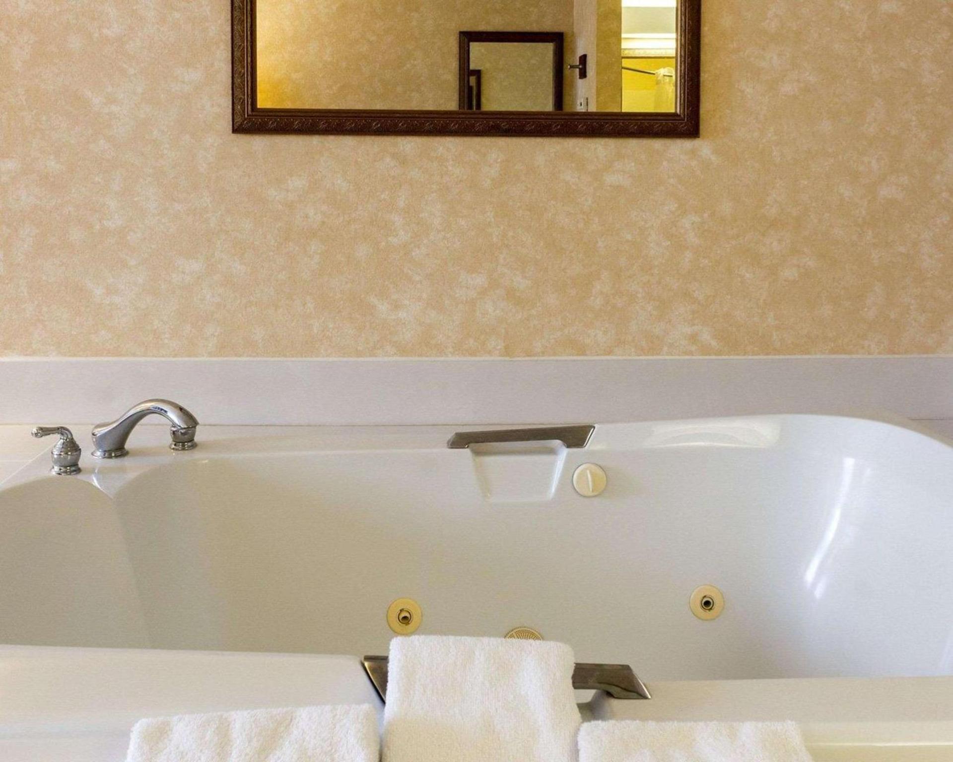 Quality Inn Brandon - Sioux Falls photo 17