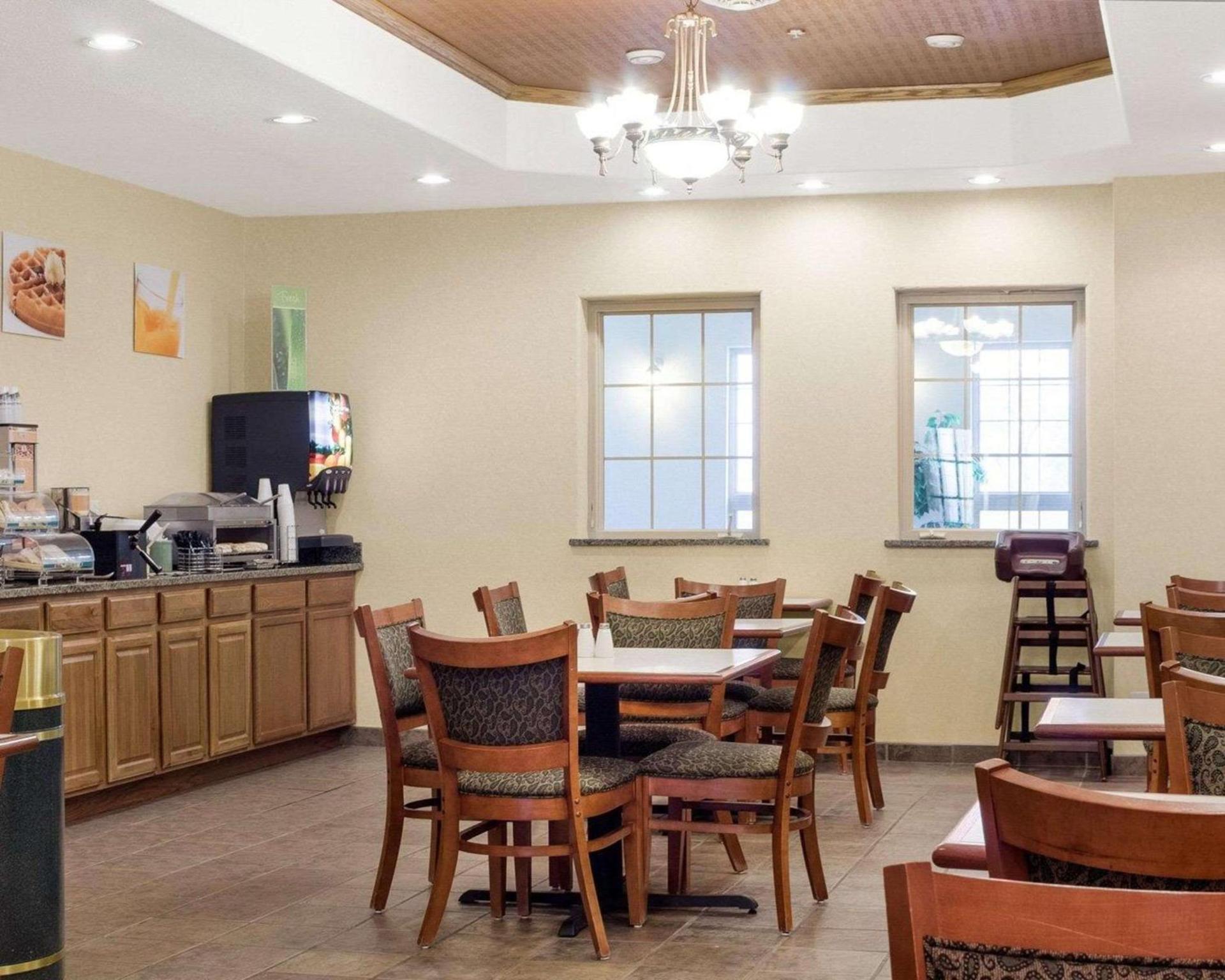 Quality Inn Oacoma - Chamberlain photo 29