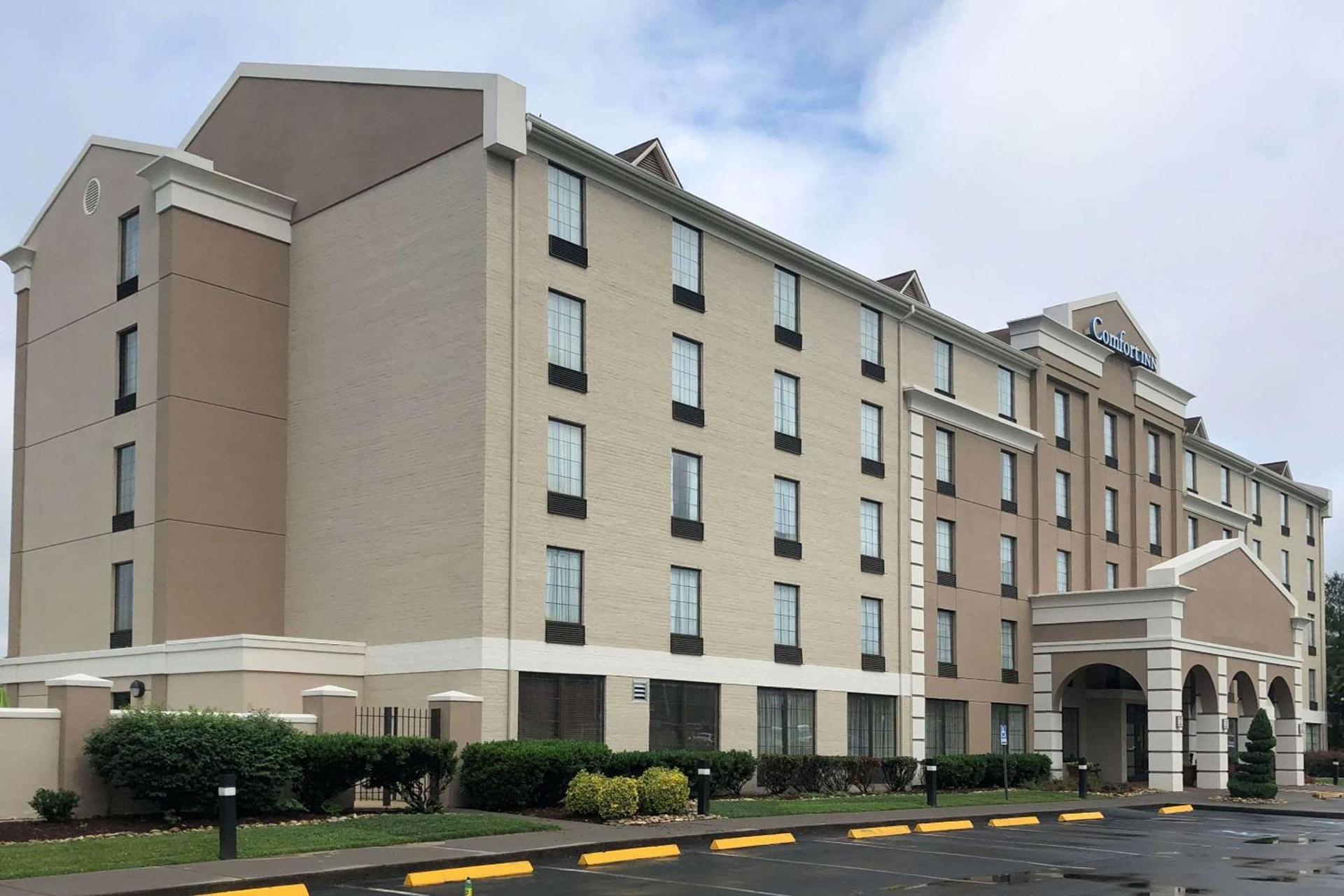 Comfort Inn Oak Ridge - Knoxville photo 2