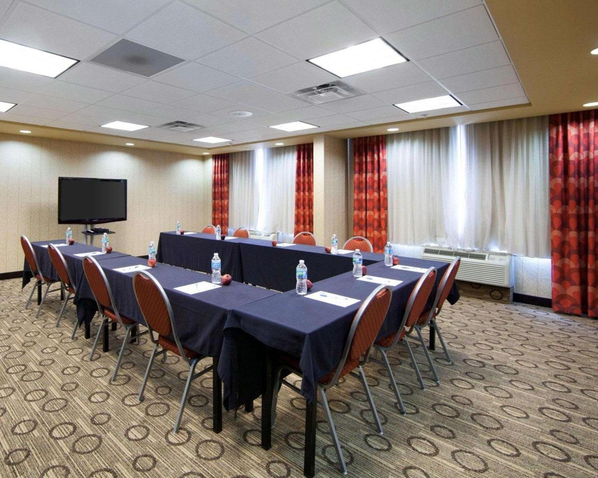 Comfort Inn Oak Ridge - Knoxville photo 23