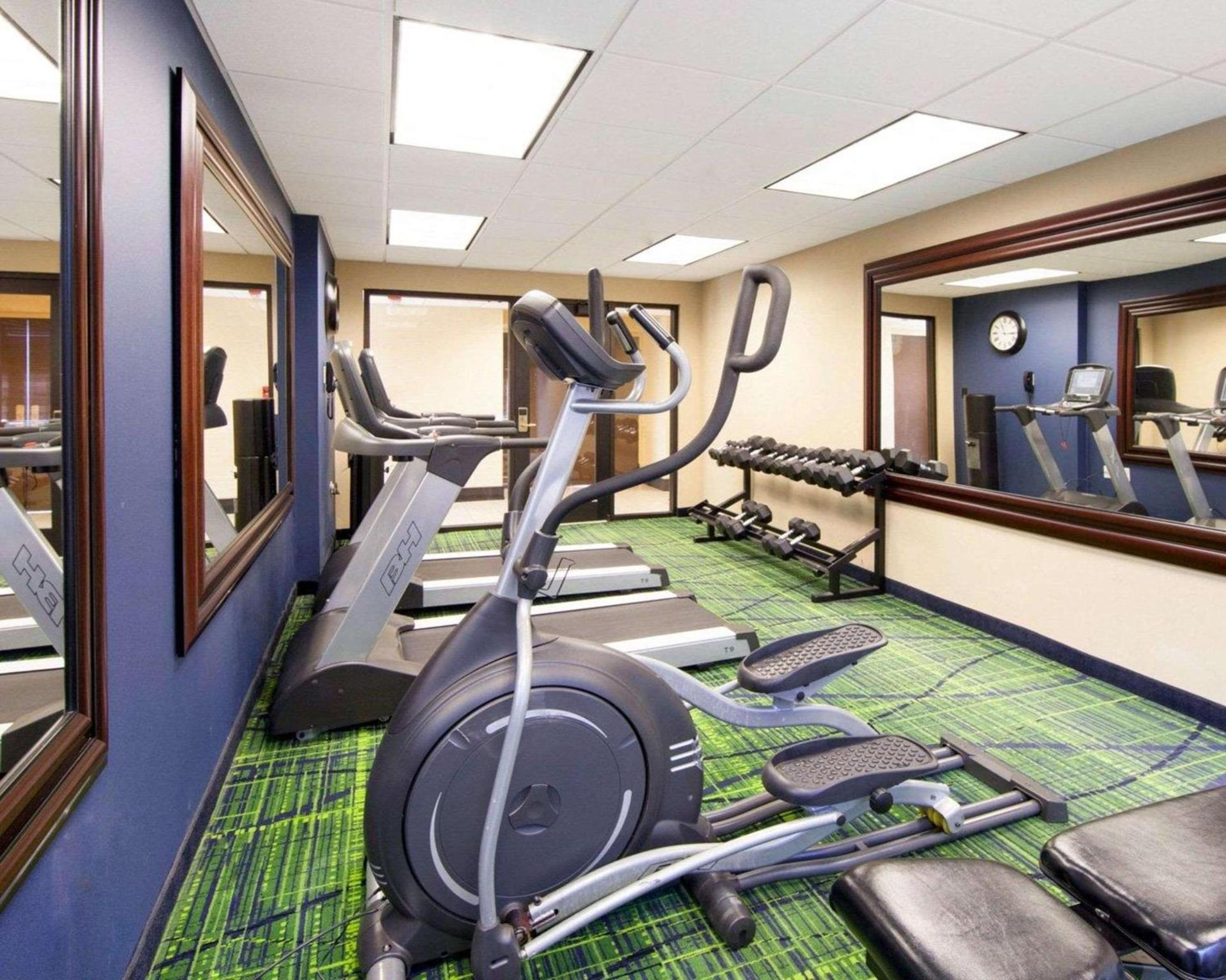 Comfort Inn Oak Ridge - Knoxville photo 18