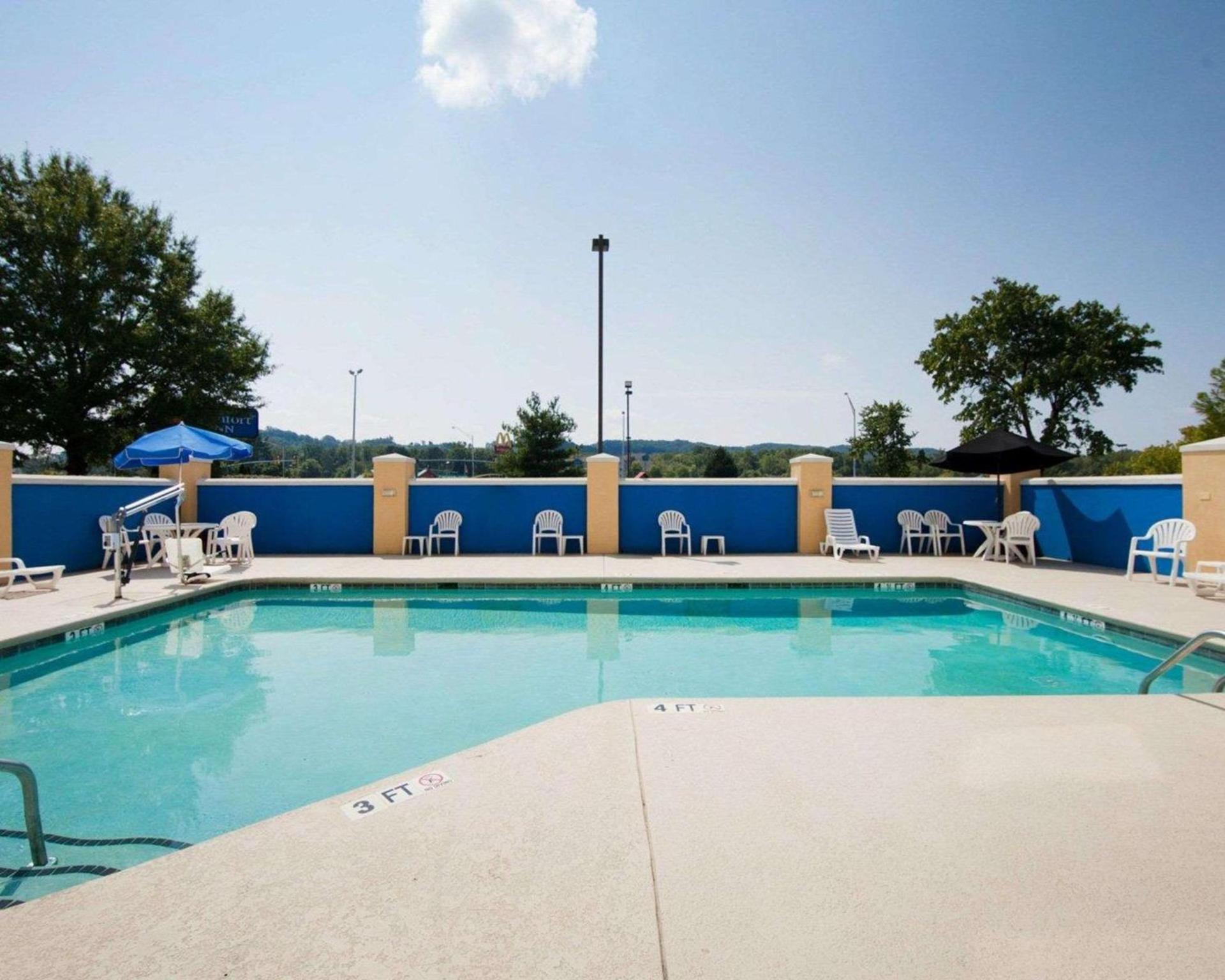 Comfort Inn Oak Ridge - Knoxville photo 17