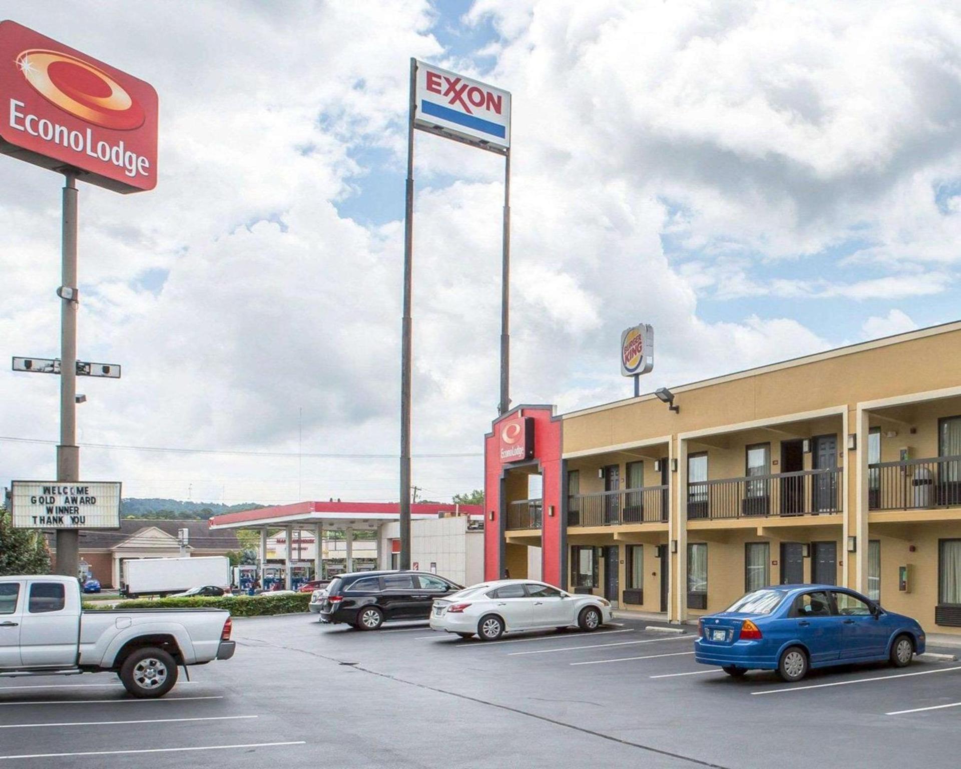 Econo Lodge North photo 5