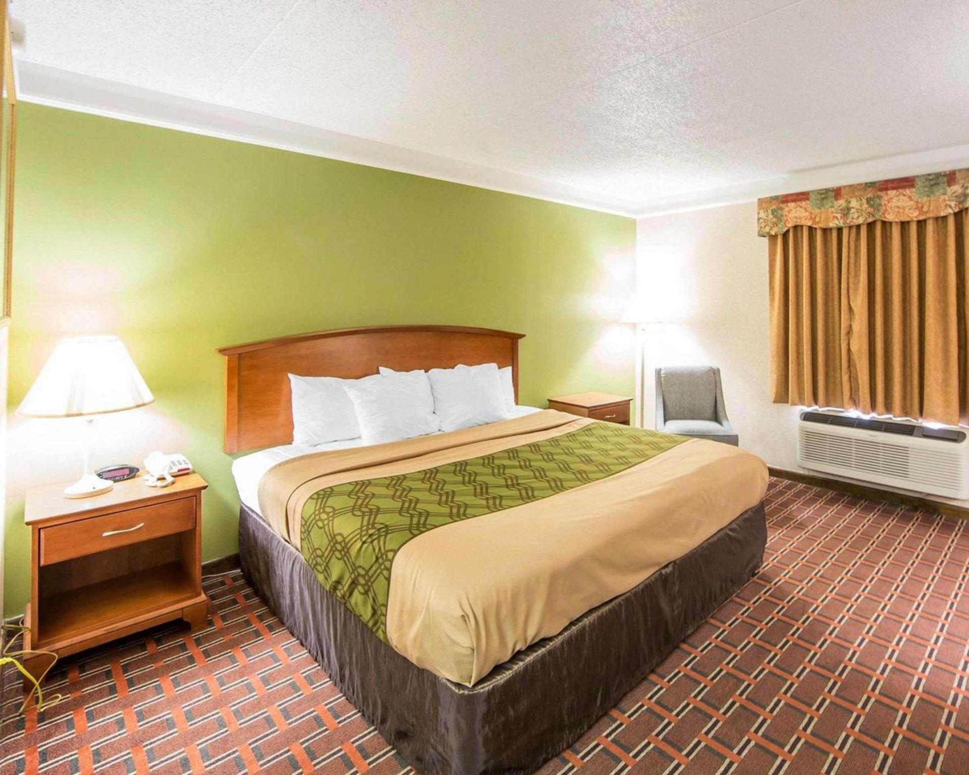 Econo Lodge North photo 7