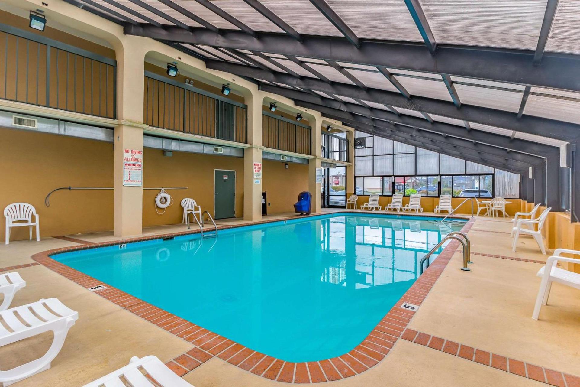 Quality Inn Goodlettsville photo 27