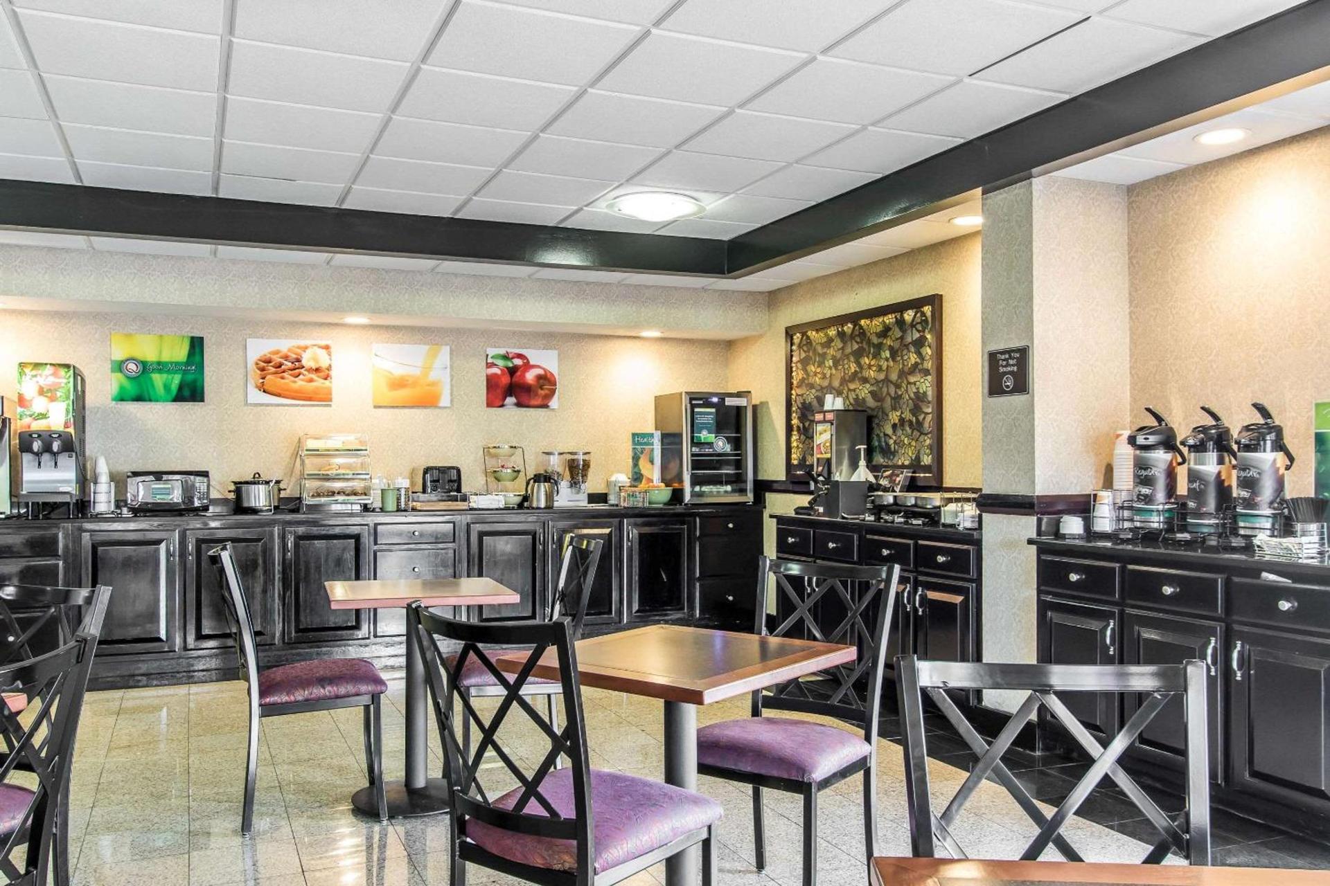 Quality Inn & Suites Memphis East photo 7