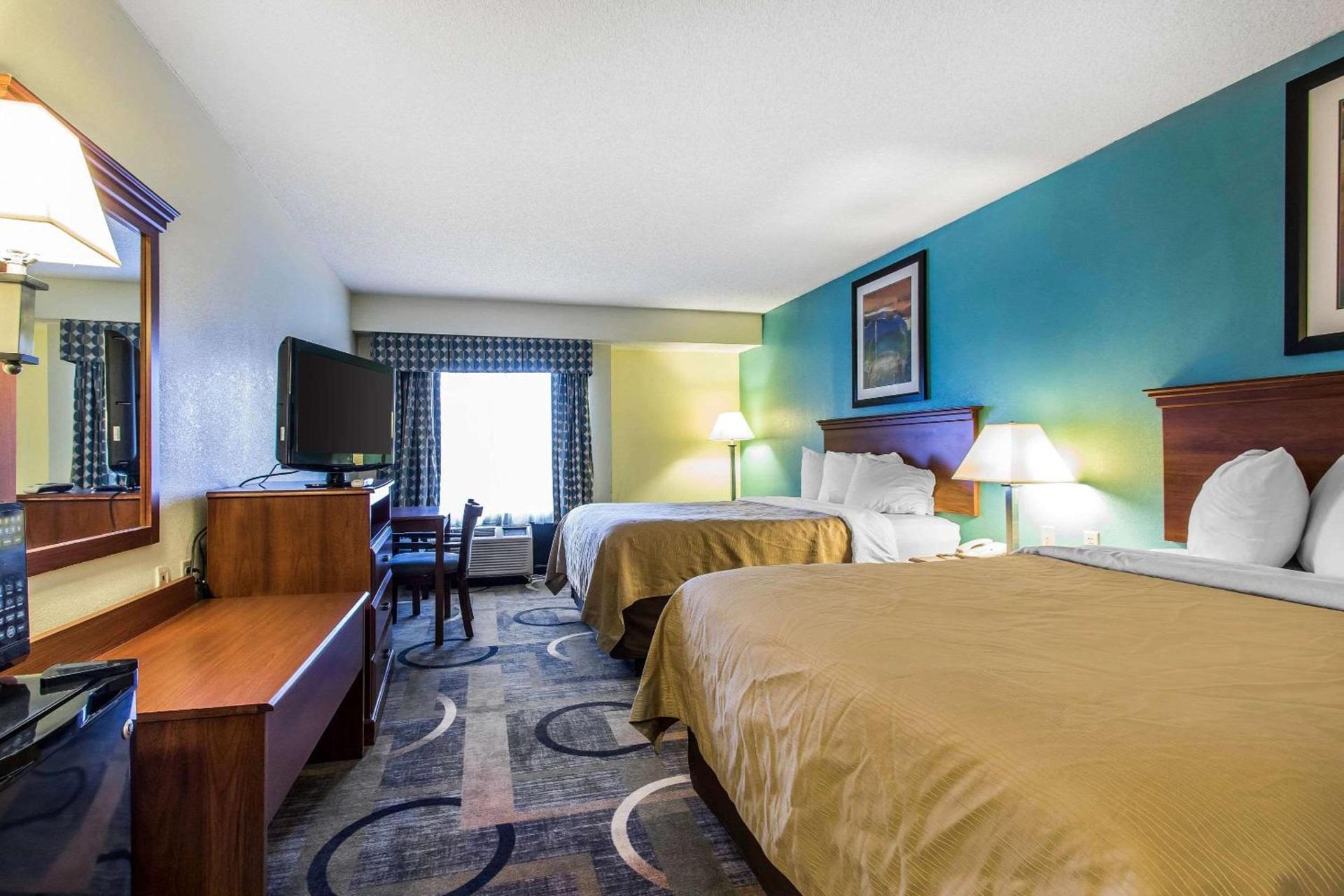 Quality Inn & Suites Memphis East photo 8