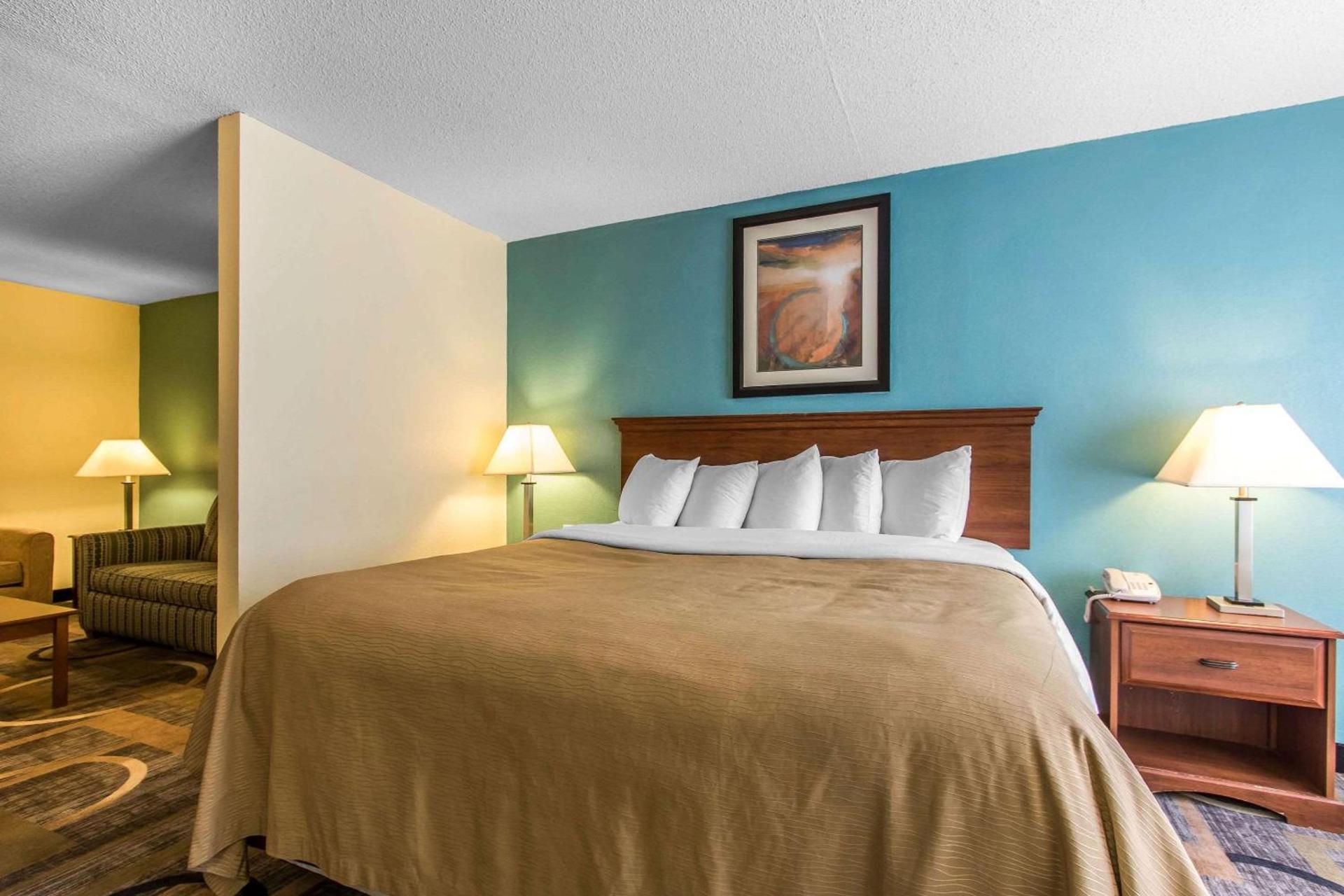 Quality Inn & Suites Memphis East photo 13