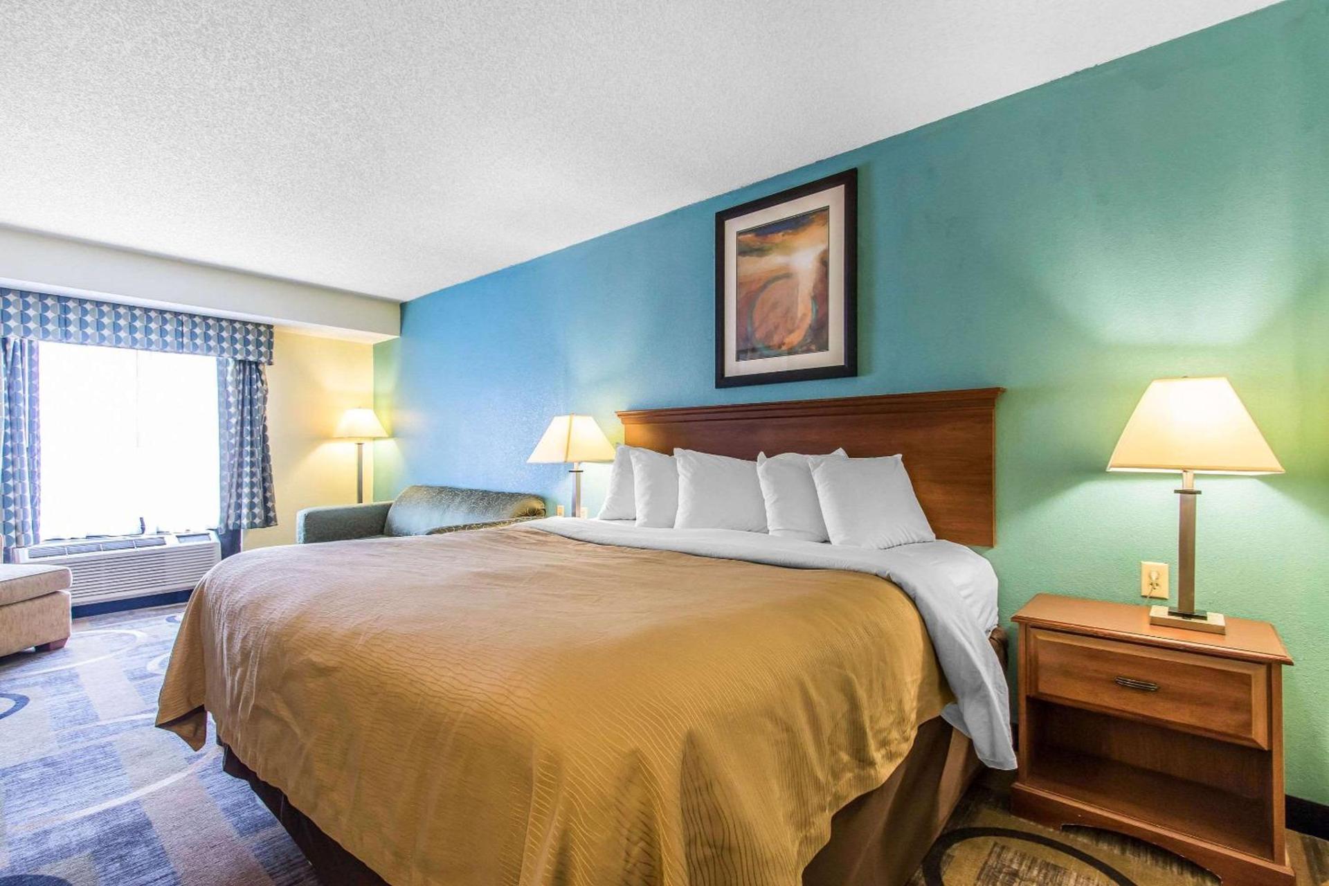 Quality Inn & Suites Memphis East photo 15