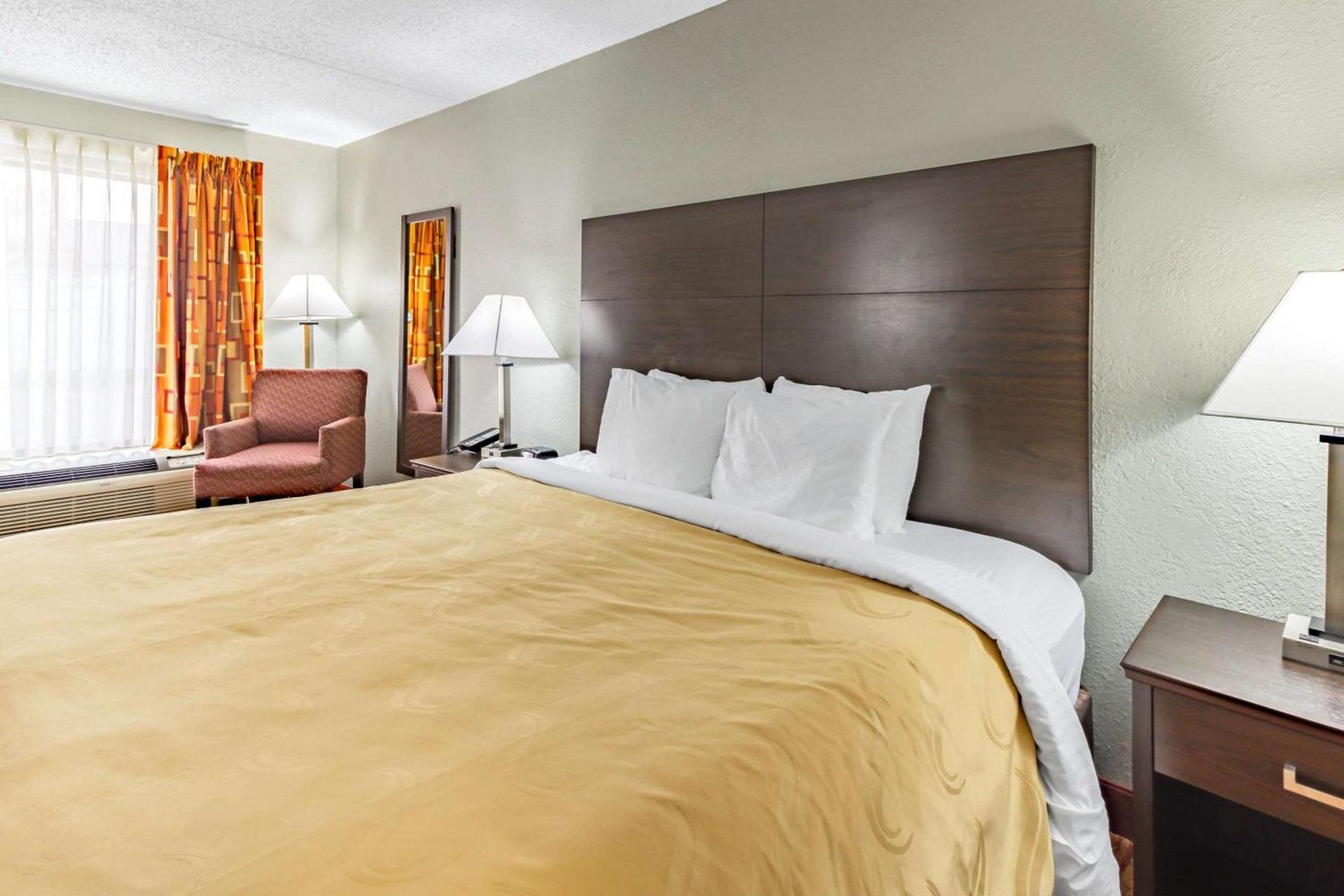 Quality Inn Goodlettsville photo 8