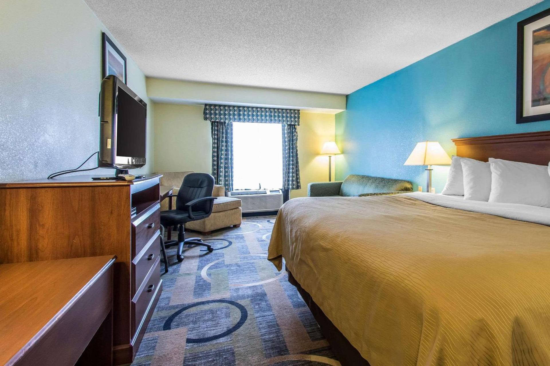 Quality Inn & Suites Memphis East photo 20