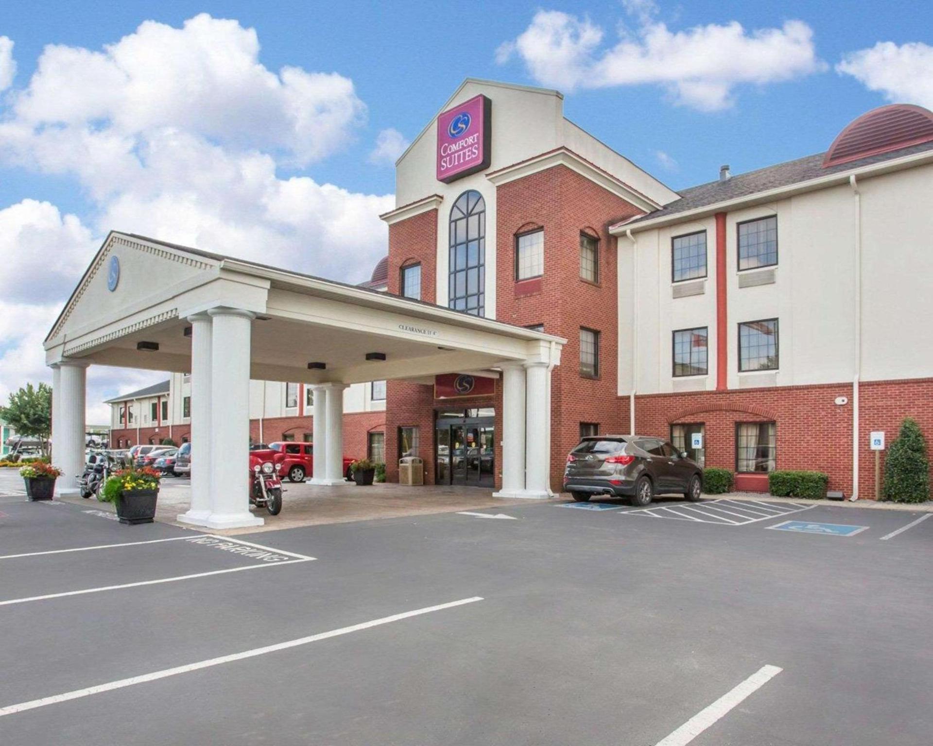 Comfort Suites Lebanon — hotel in Lebanon