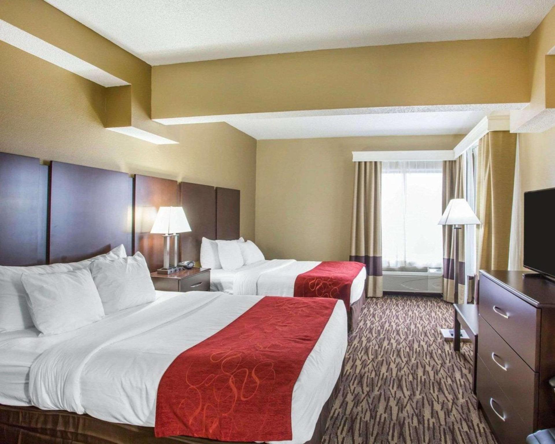 Comfort Suites Lebanon photo 24