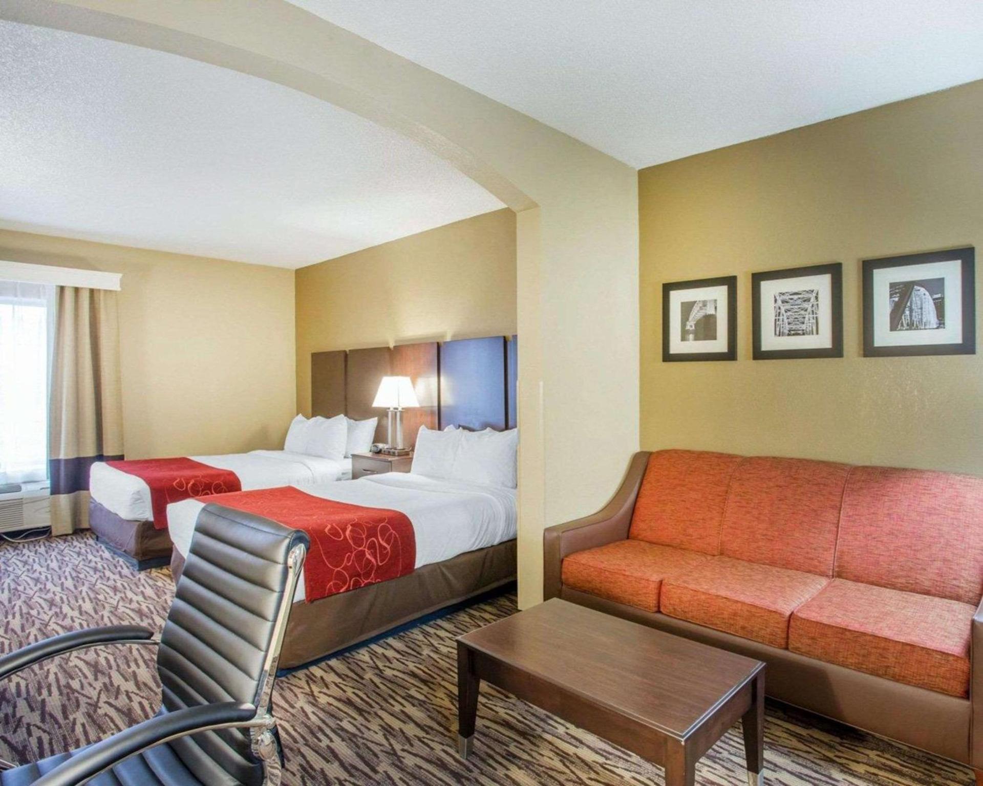 Comfort Suites Lebanon photo 18