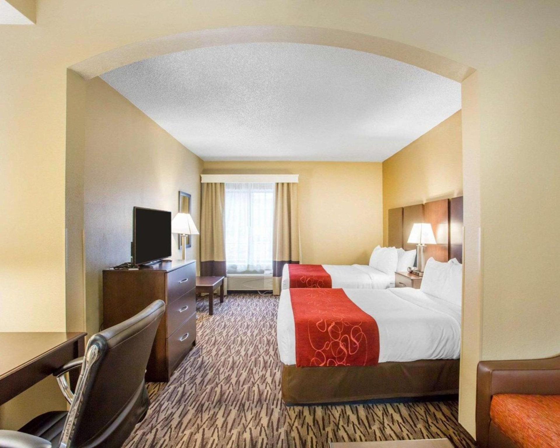 Comfort Suites Lebanon photo 16