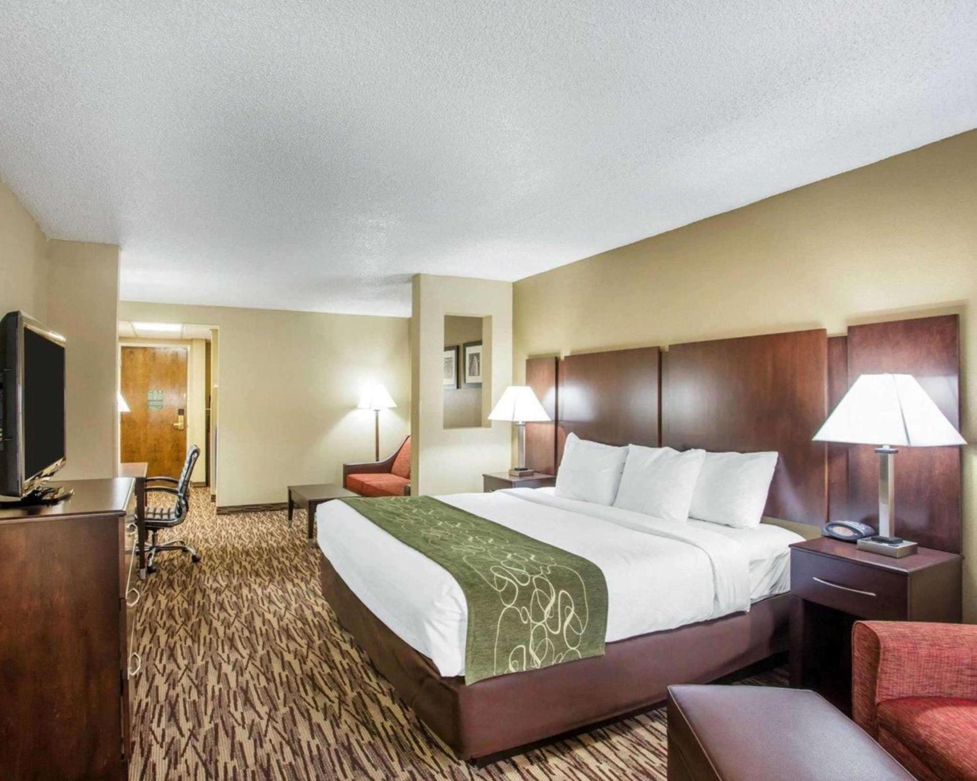 Comfort Suites Lebanon photo 2