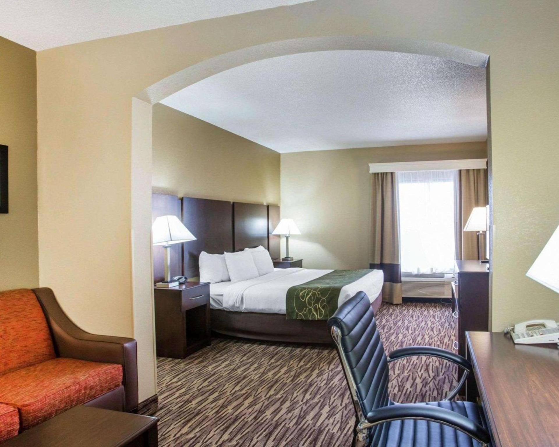 Comfort Suites Lebanon photo 7