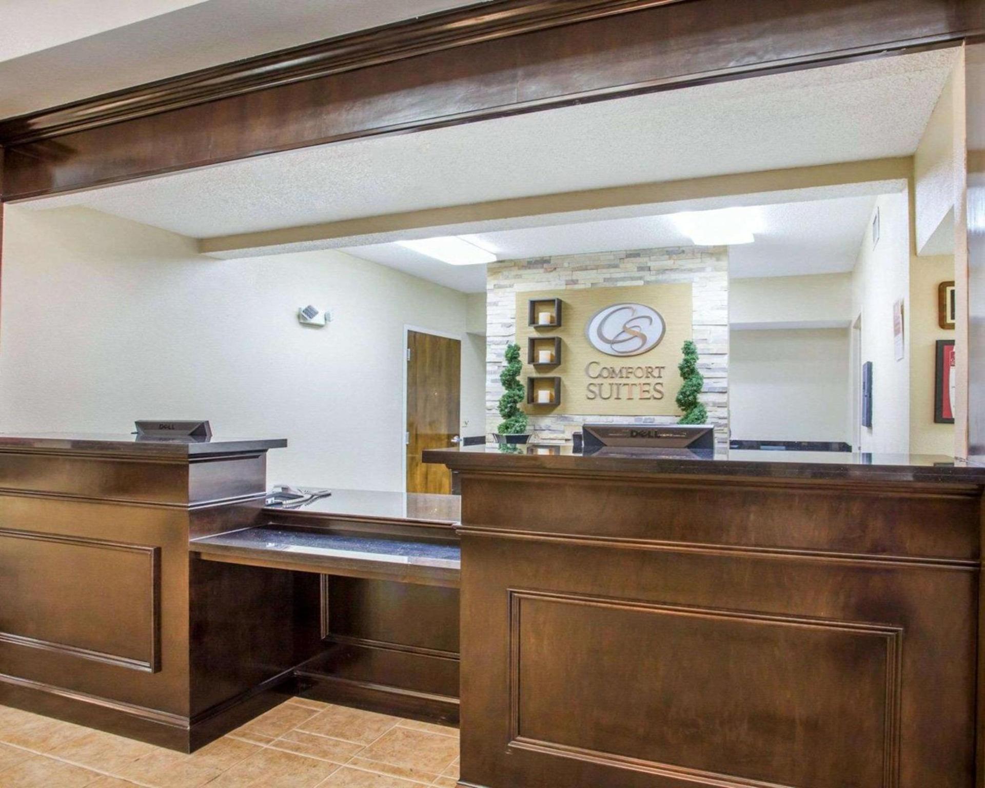Comfort Suites Lebanon photo 5