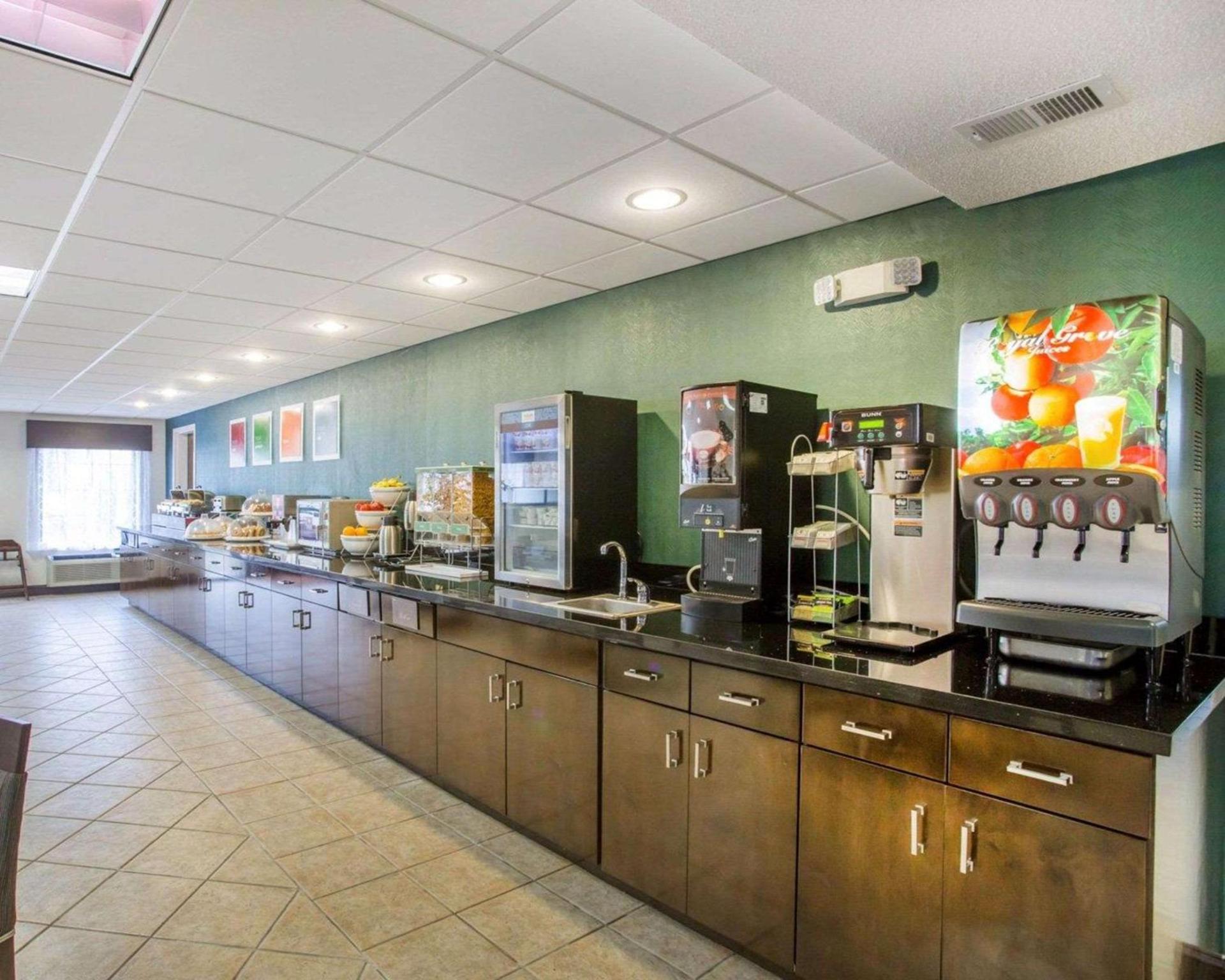 Comfort Suites Lebanon photo 3