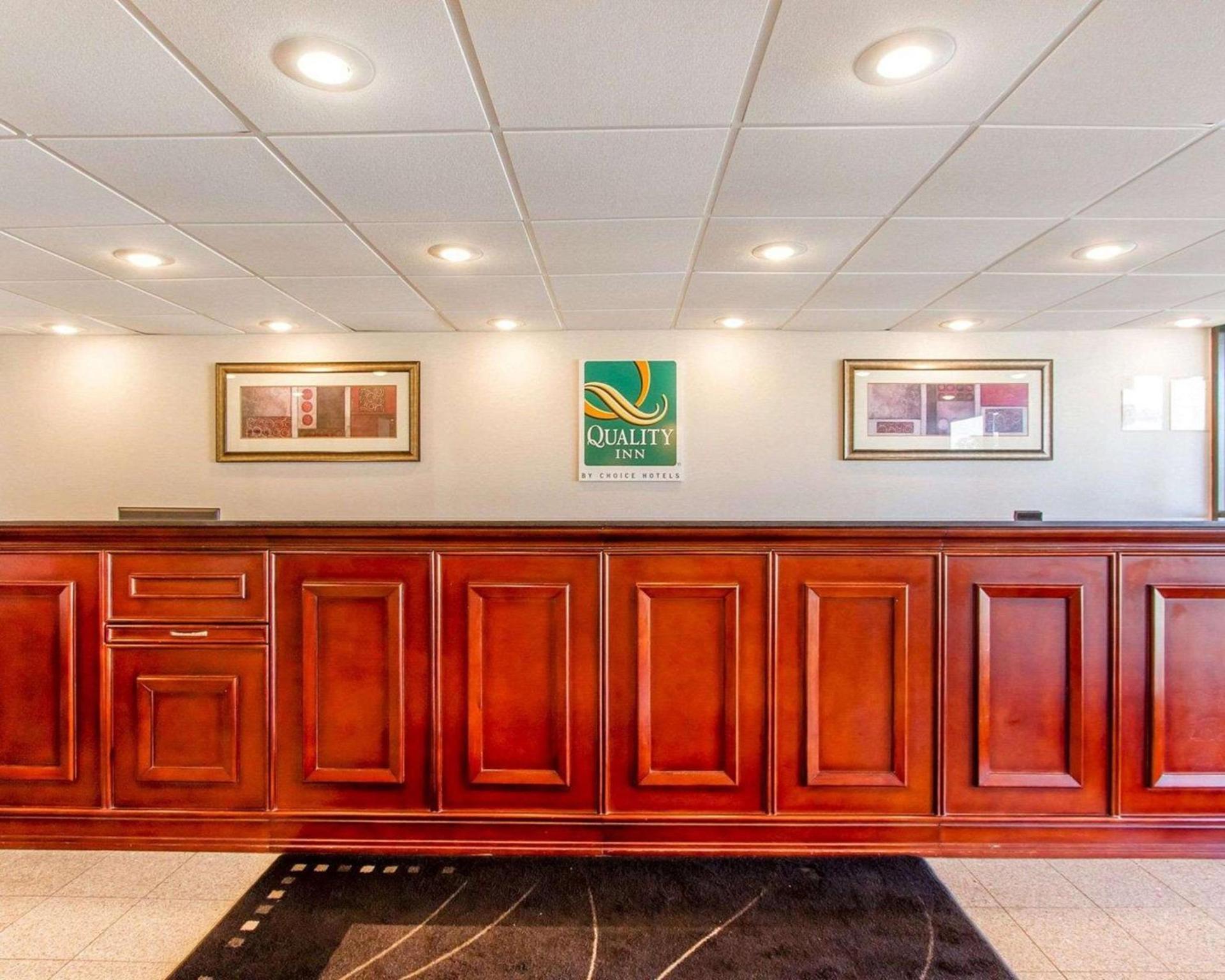 Quality Inn Dyersburg I-155 photo 4