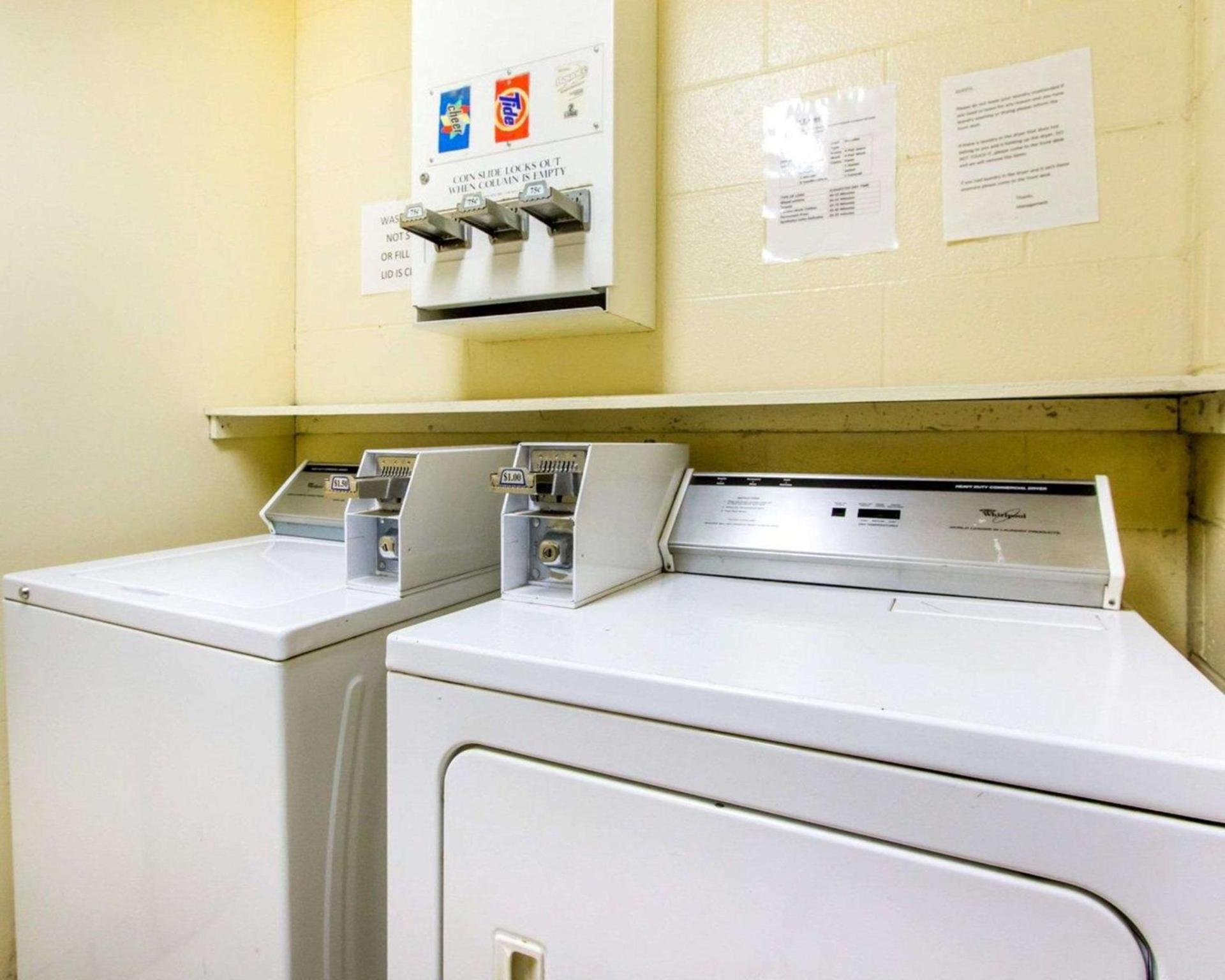 Quality Inn Dyersburg I-155 photo 27