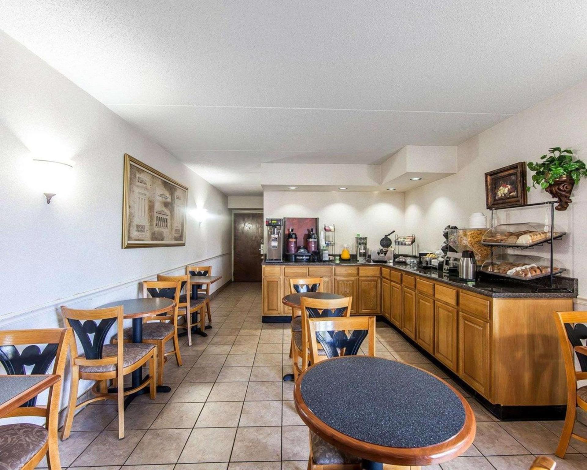 Rodeway Inn Sweetwater South photo 23