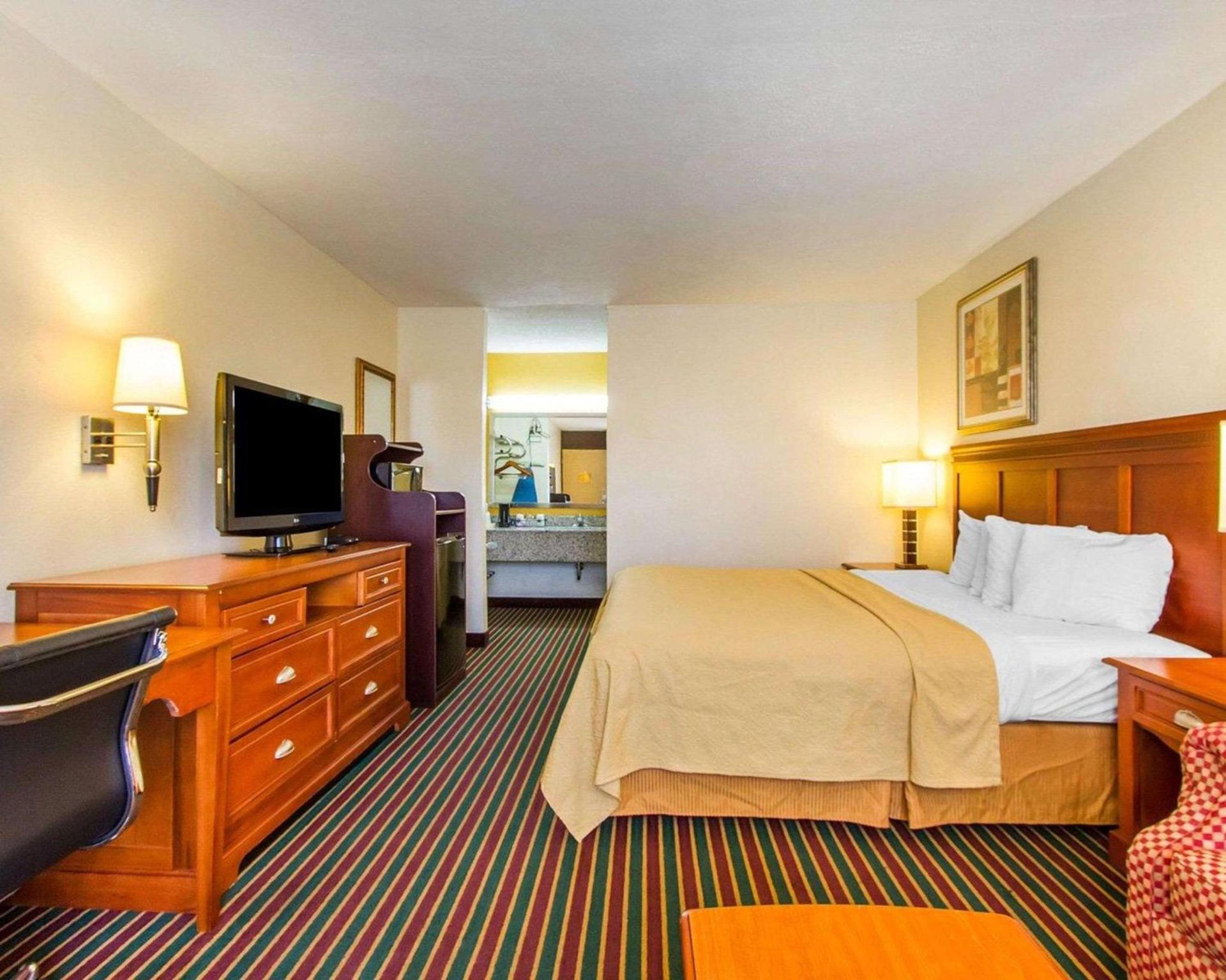 Quality Inn Dyersburg I-155 photo 20
