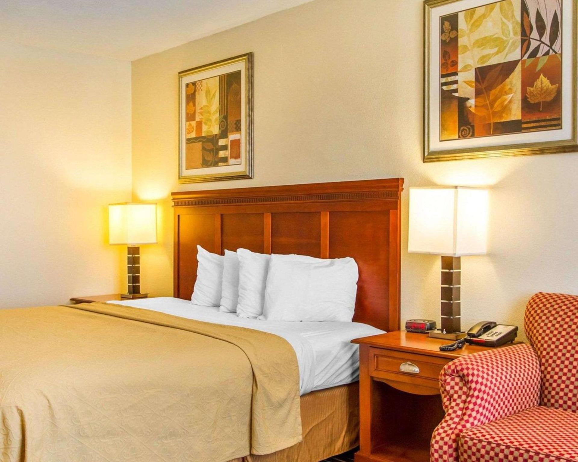 Quality Inn Dyersburg I-155 photo 18