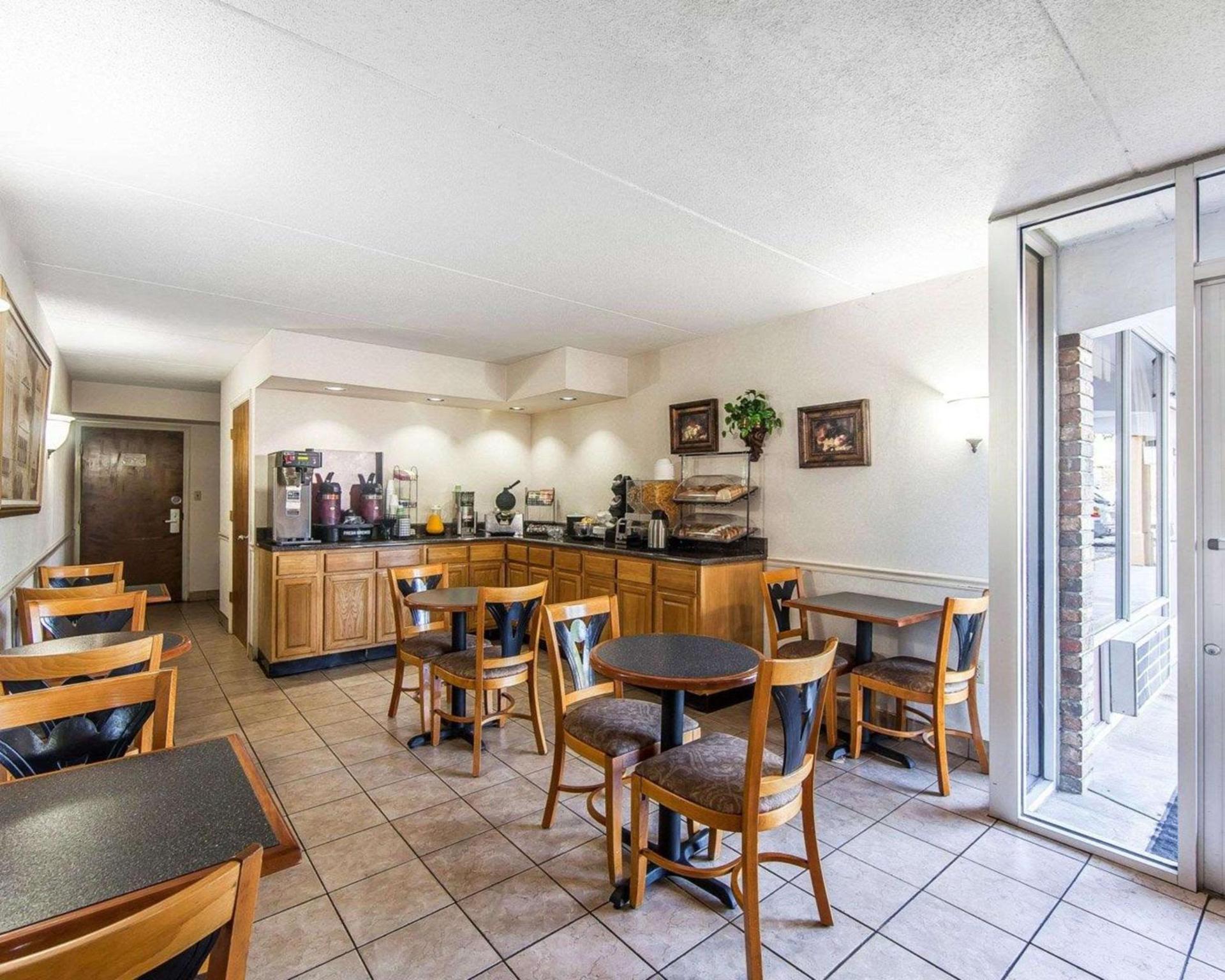 Rodeway Inn Sweetwater South photo 28