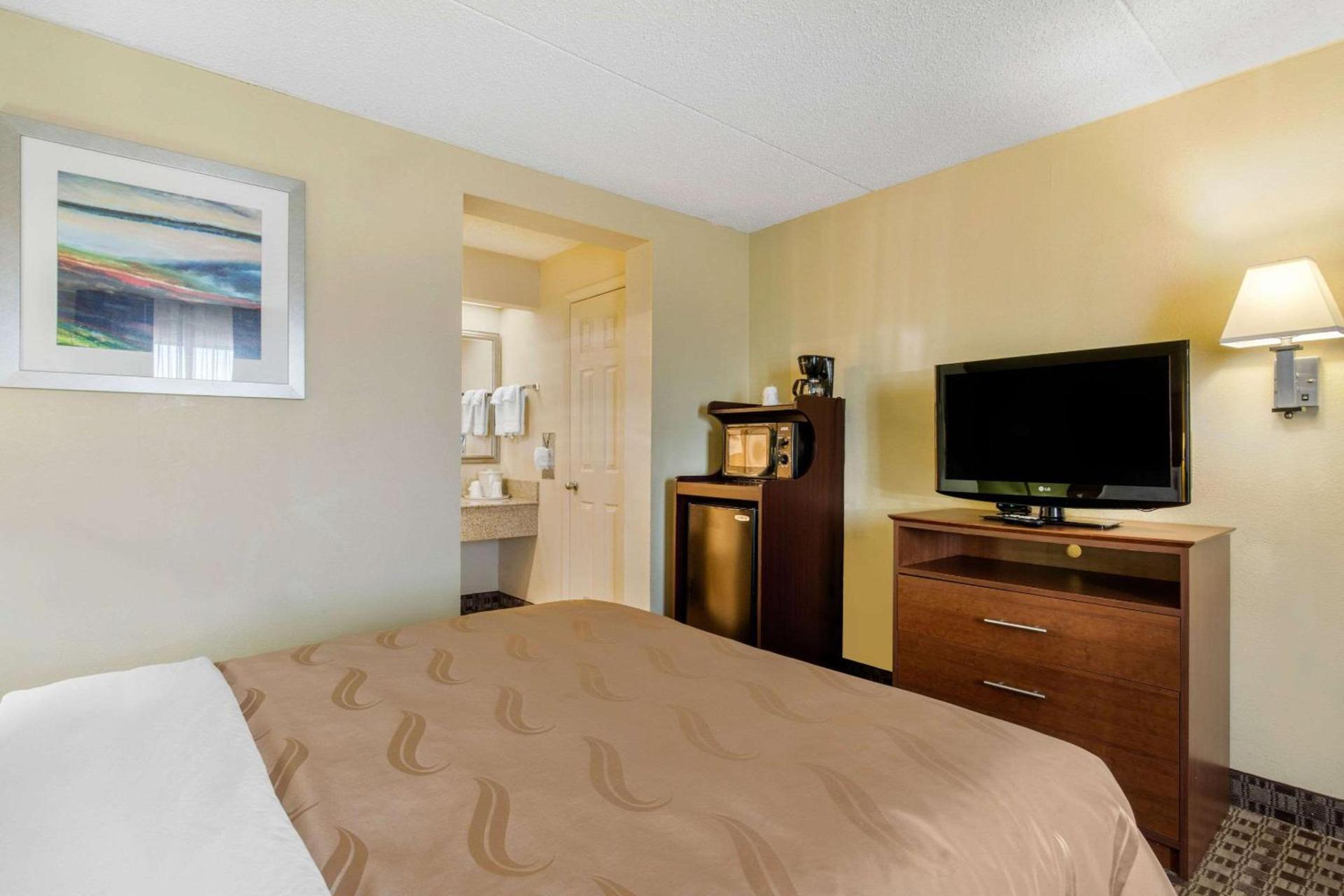 Quality Inn Lebanon photo 11