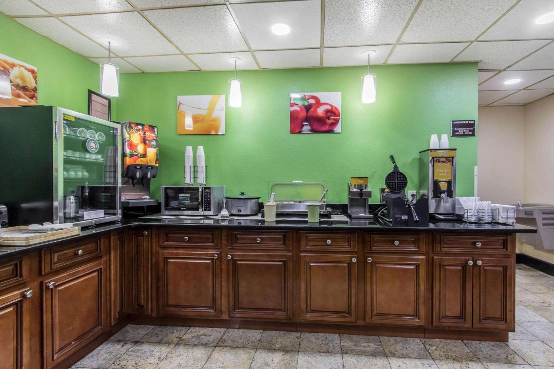 Quality Inn Hixson-Chattanooga photo 17