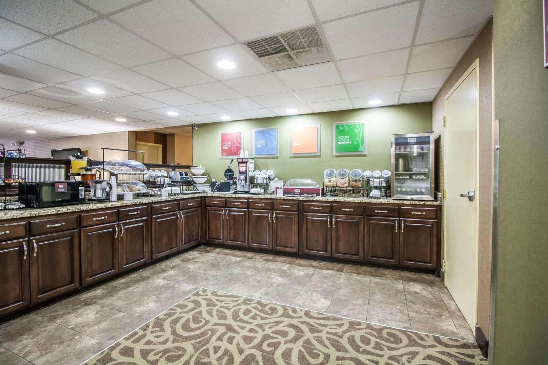 Comfort Inn Jackson I-40 photo 6
