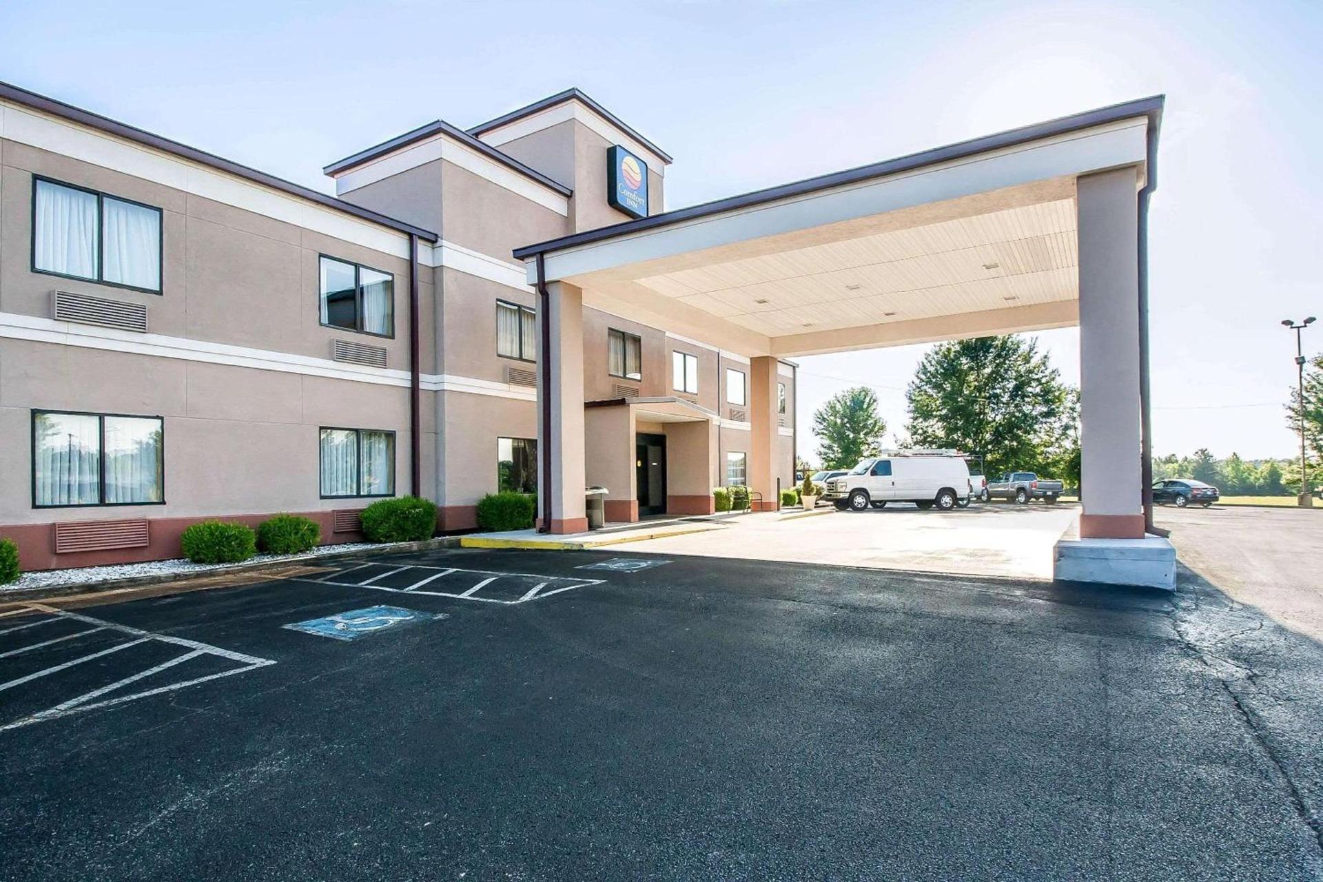 Comfort Inn Jackson I-40 photo 2