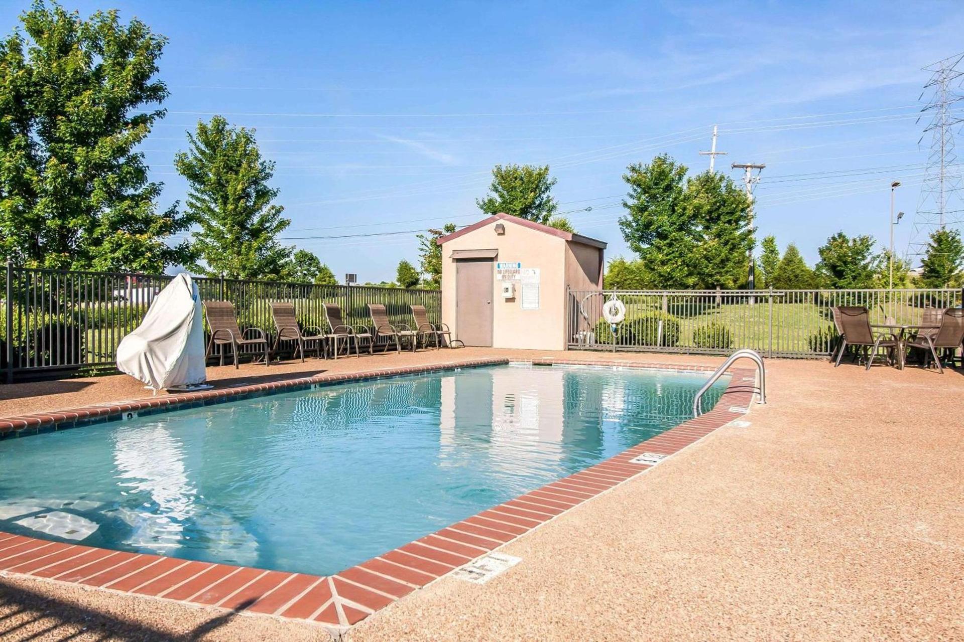 Comfort Inn Jackson I-40 photo 3