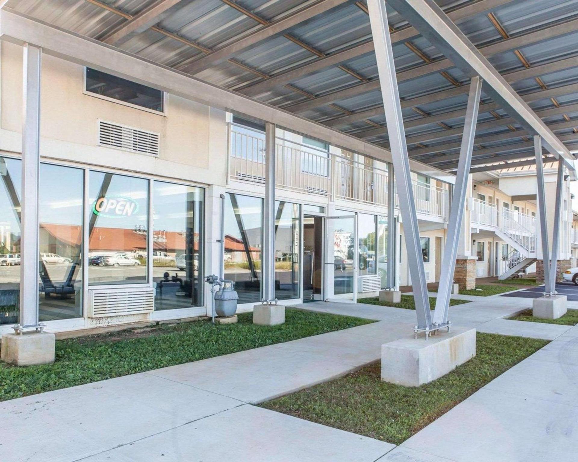 Quality Inn & Suites Jasper - Kimball photo 2