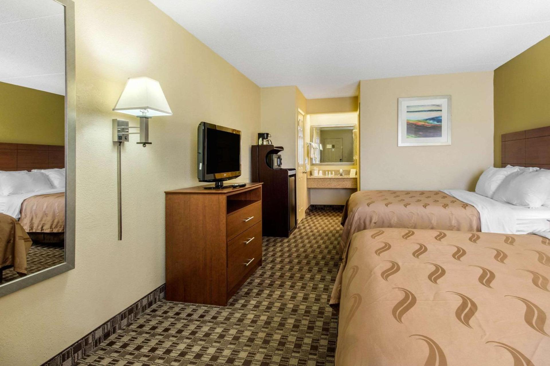 Quality Inn Lebanon photo 16