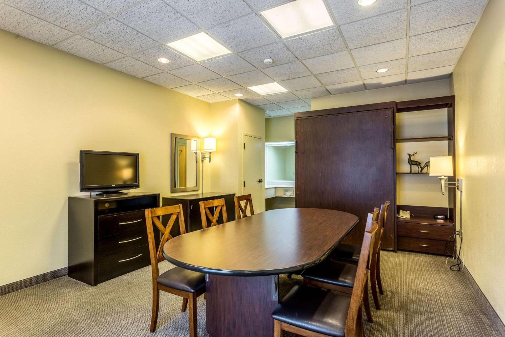 Quality Inn Union City US 51 photo 15