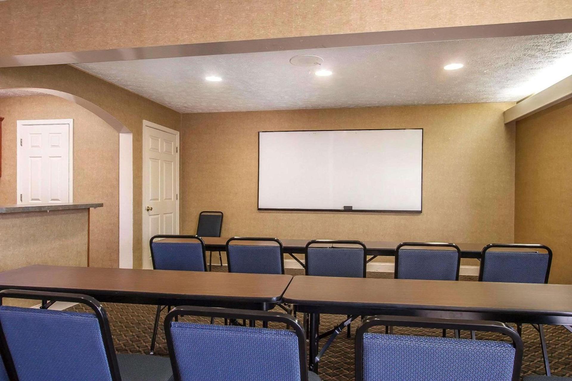 Quality Inn & Suites Covington photo 27