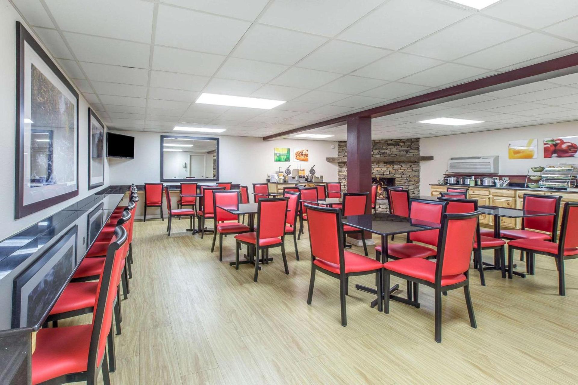 Quality Inn & Suites Gatlinburg North photo 6