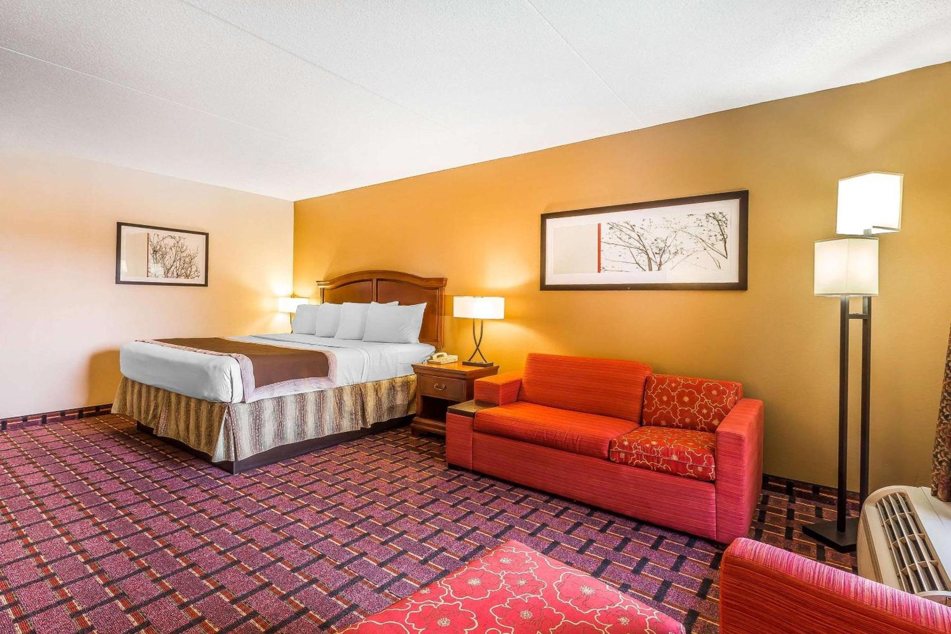 Rodeway Inn Knoxville East photo 13