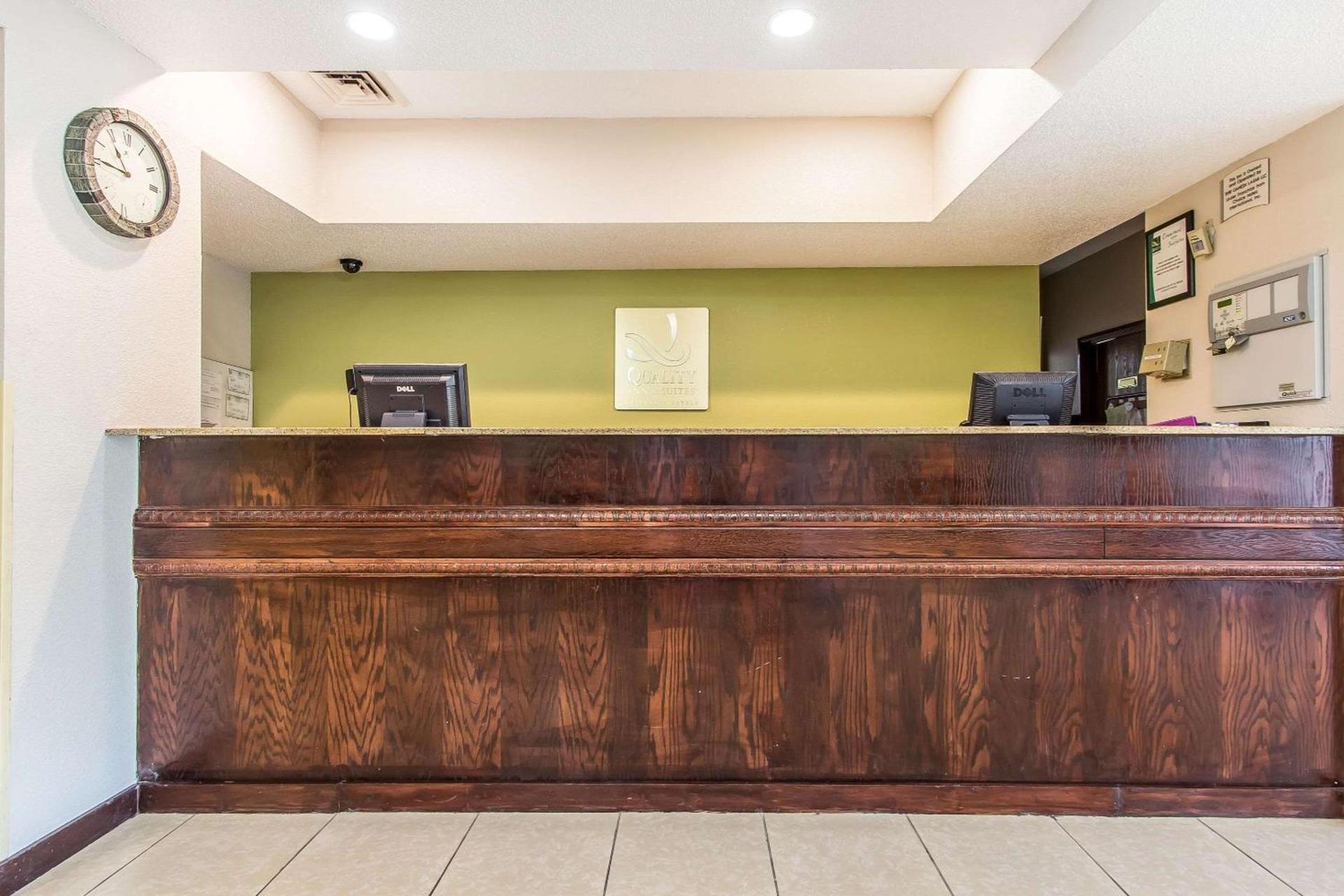 Quality Inn & Suites photo 13