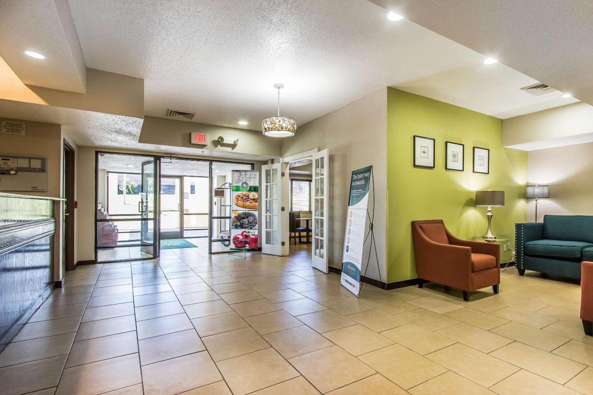 Quality Inn & Suites photo 19