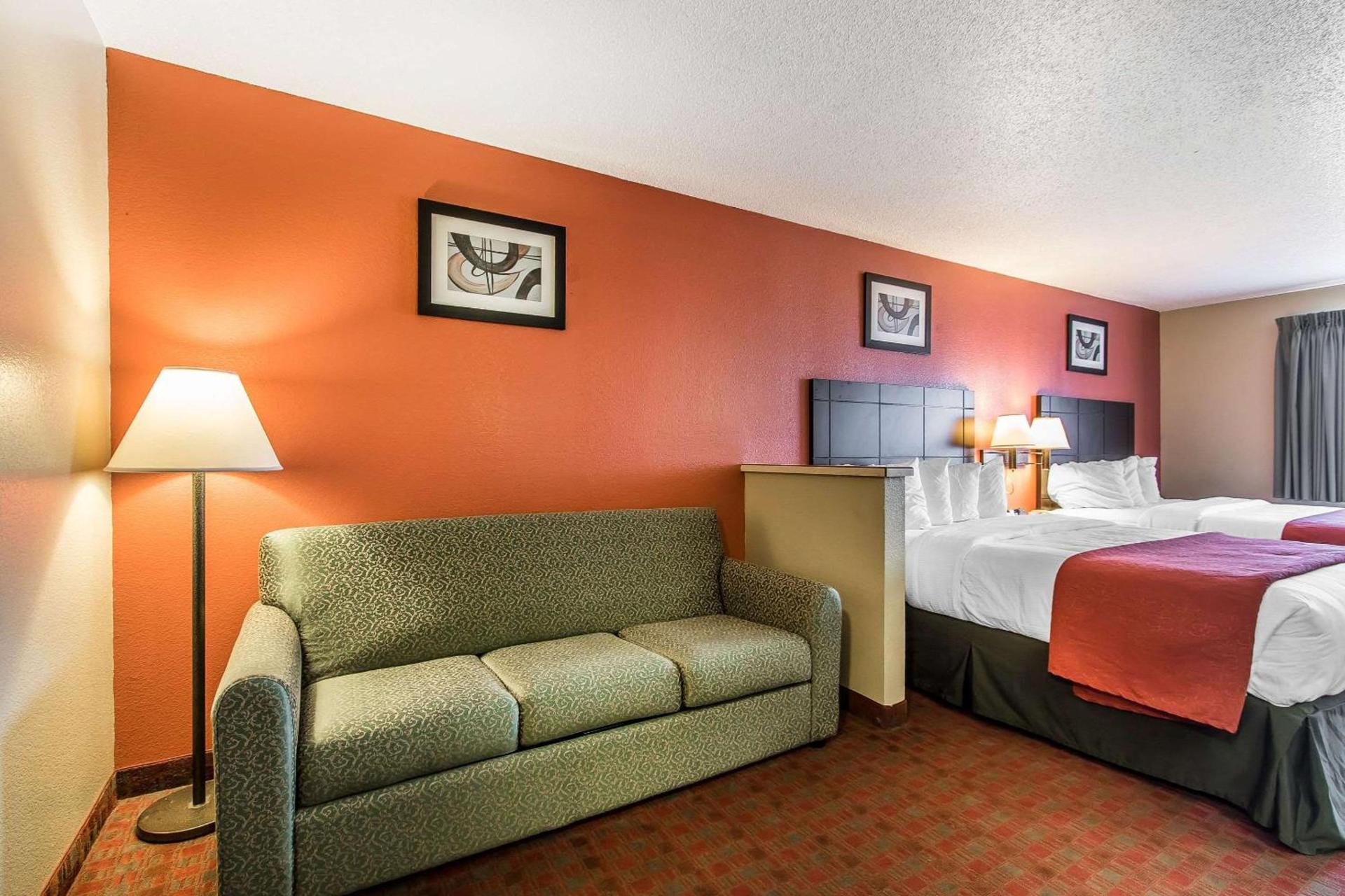 Quality Inn & Suites photo 27