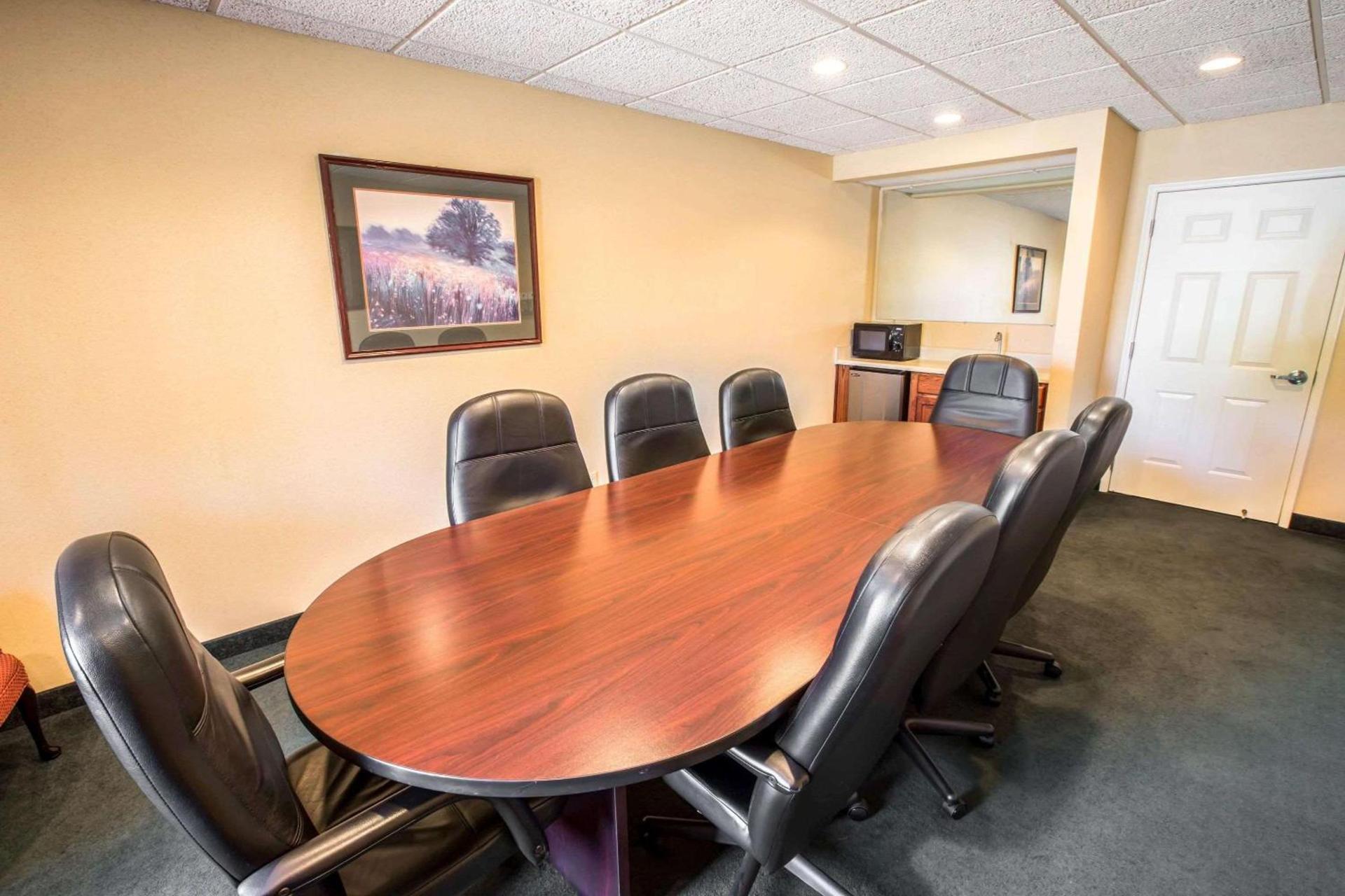 Quality Inn Greeneville - Tusculum photo 15