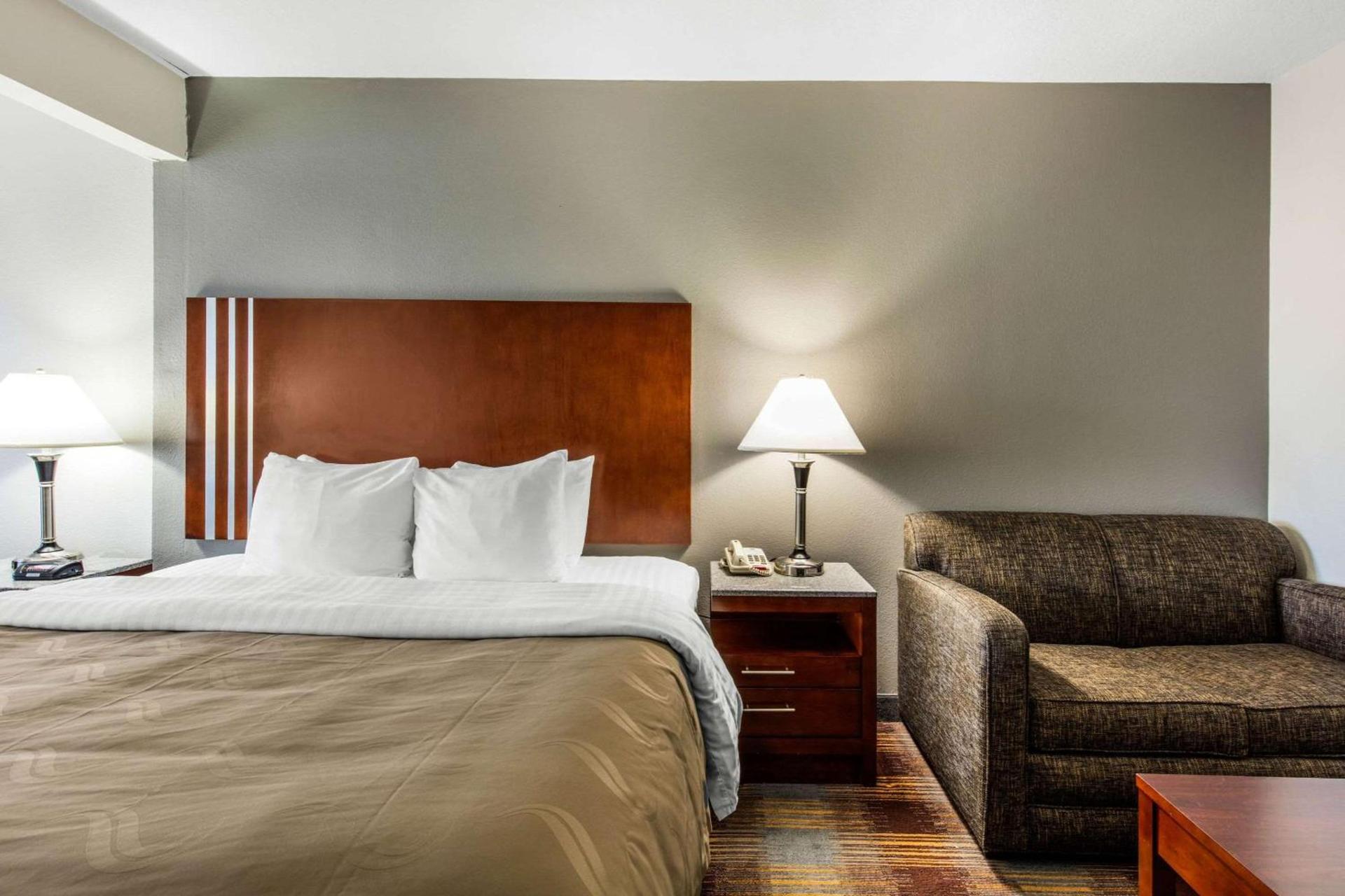 Quality Inn Memphis Airport photo 28